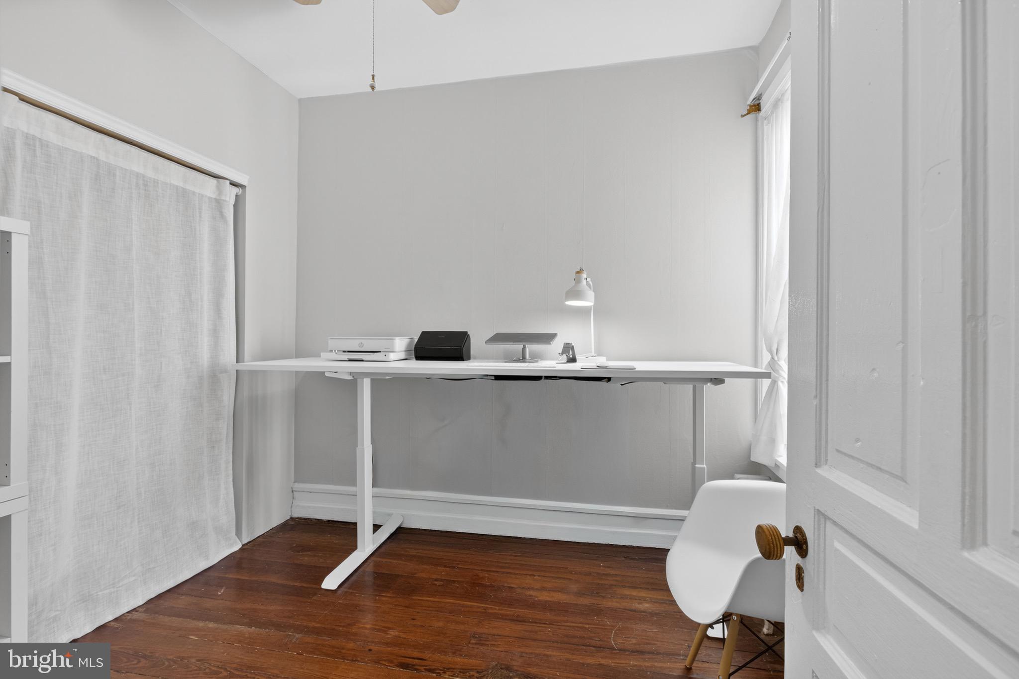 FAIRMOUNT - Residential