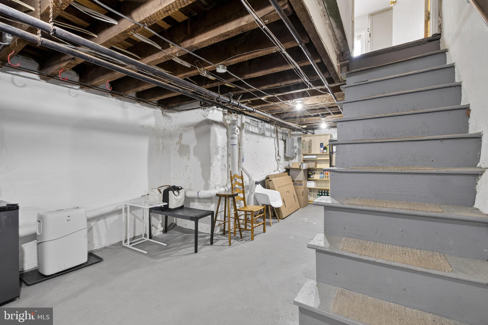 FAIRMOUNT - Residential