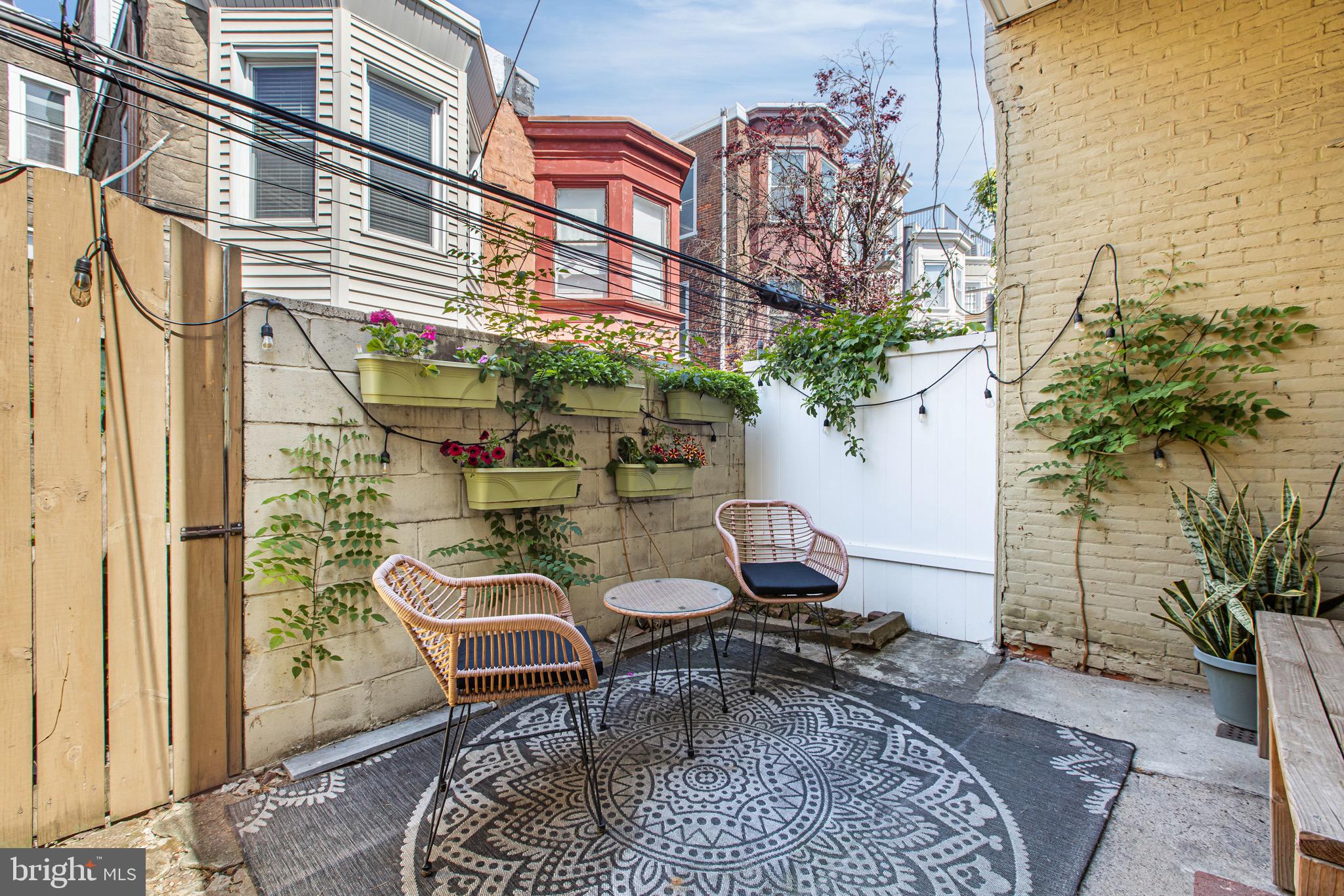 FAIRMOUNT - Residential