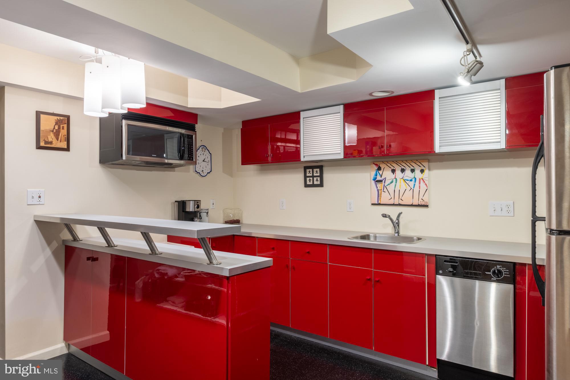SOMERSET HEIGHTS - Residential