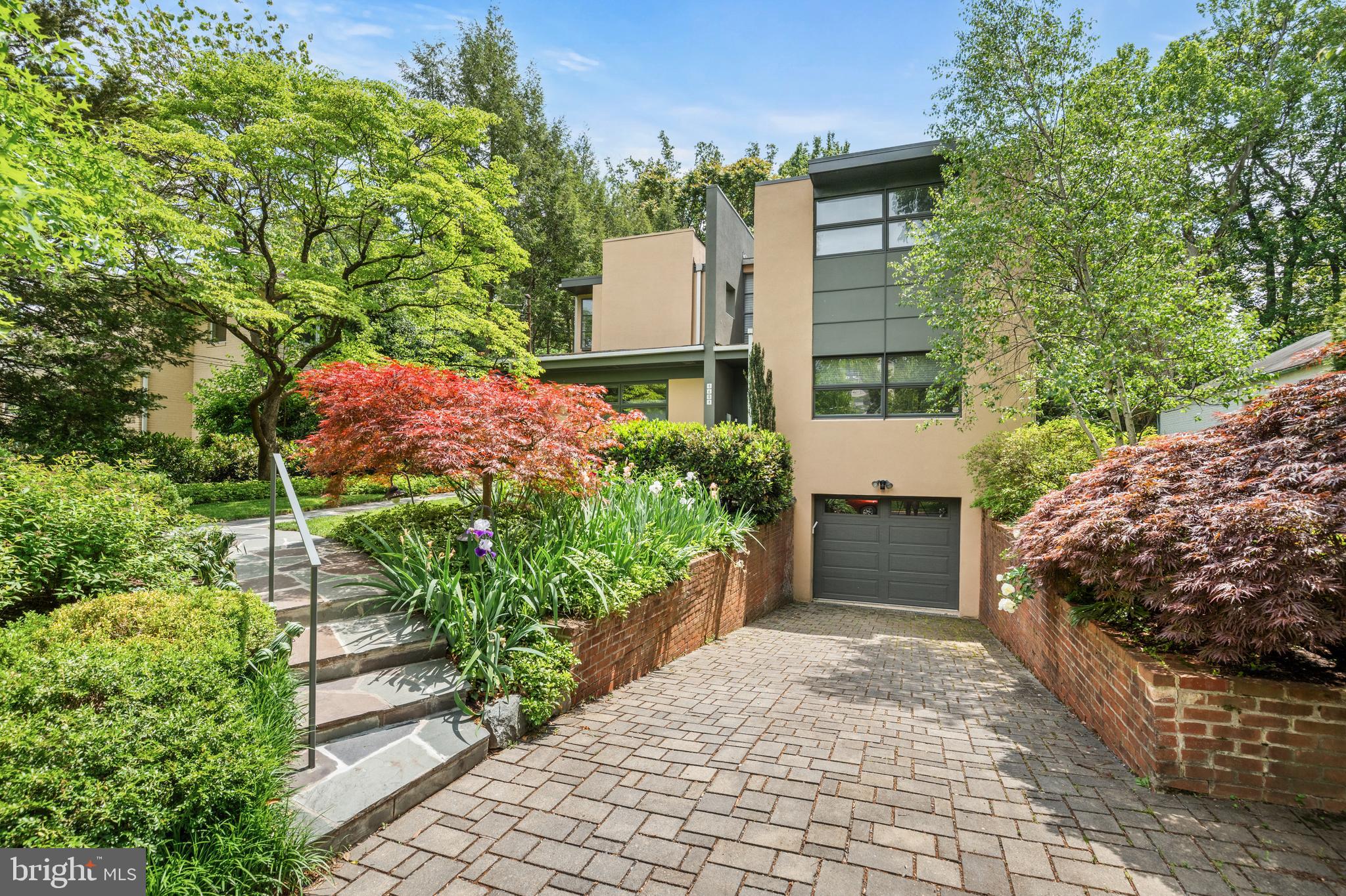 SOMERSET HEIGHTS - Residential