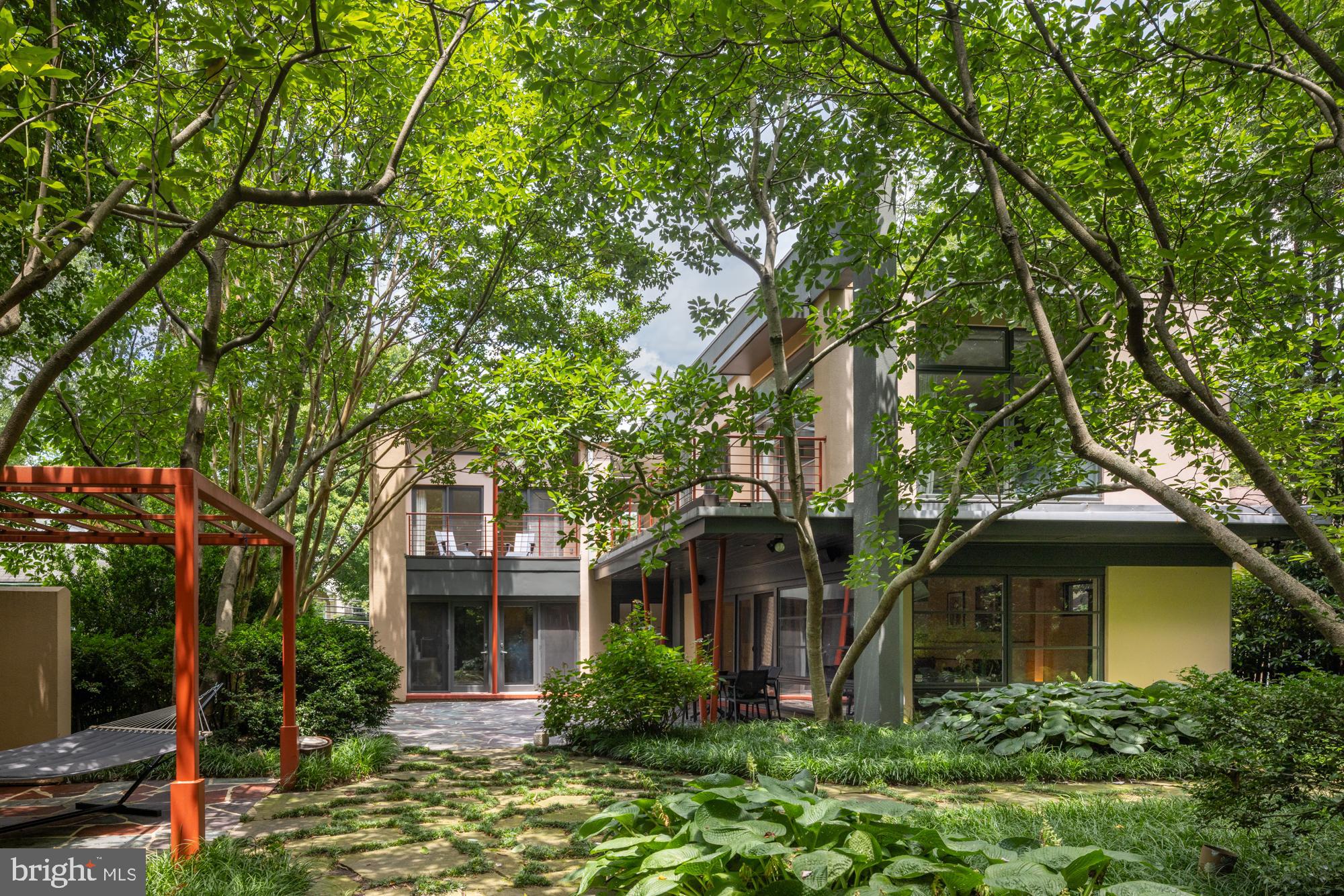 SOMERSET HEIGHTS - Residential