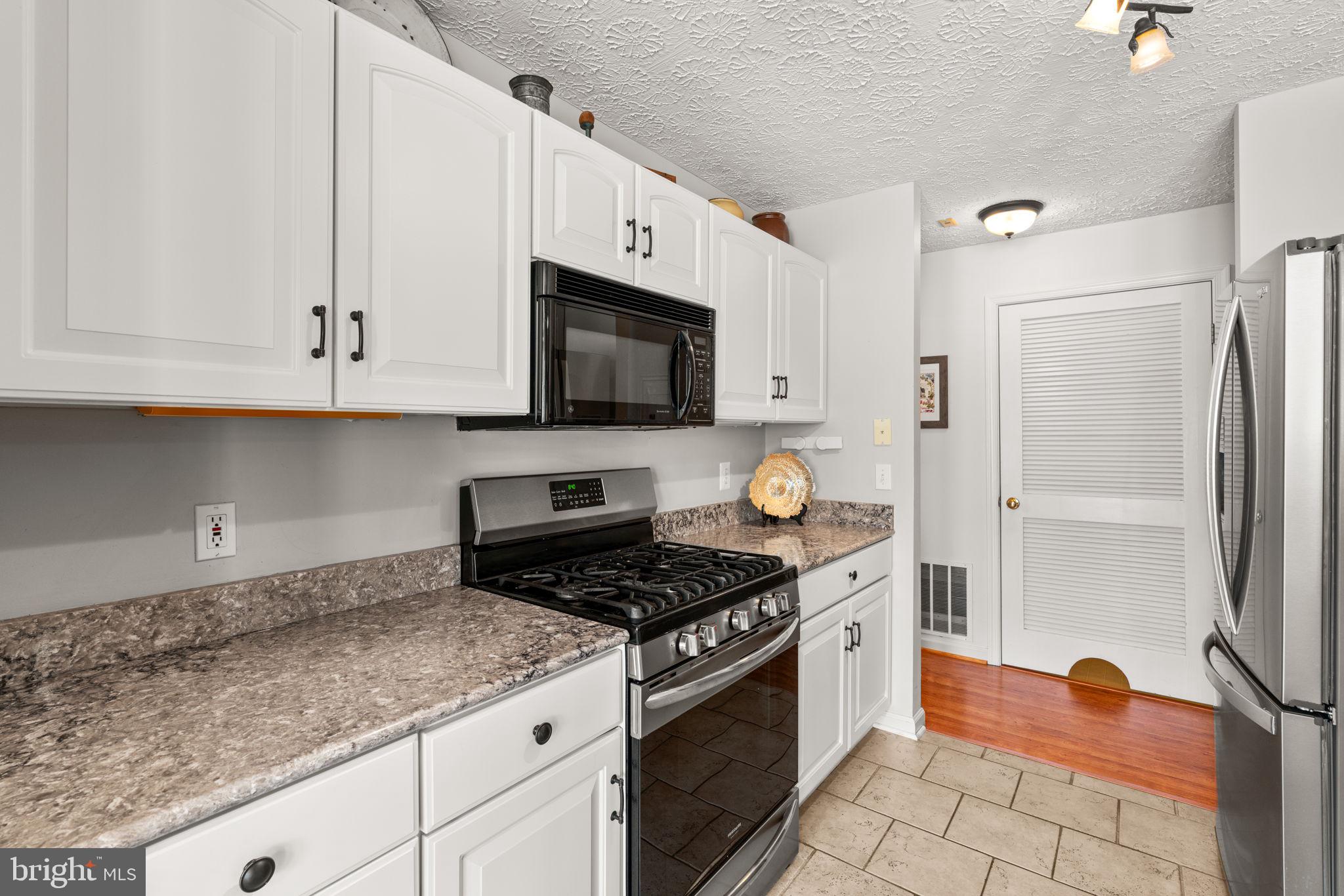 WHITE MARSH - Residential