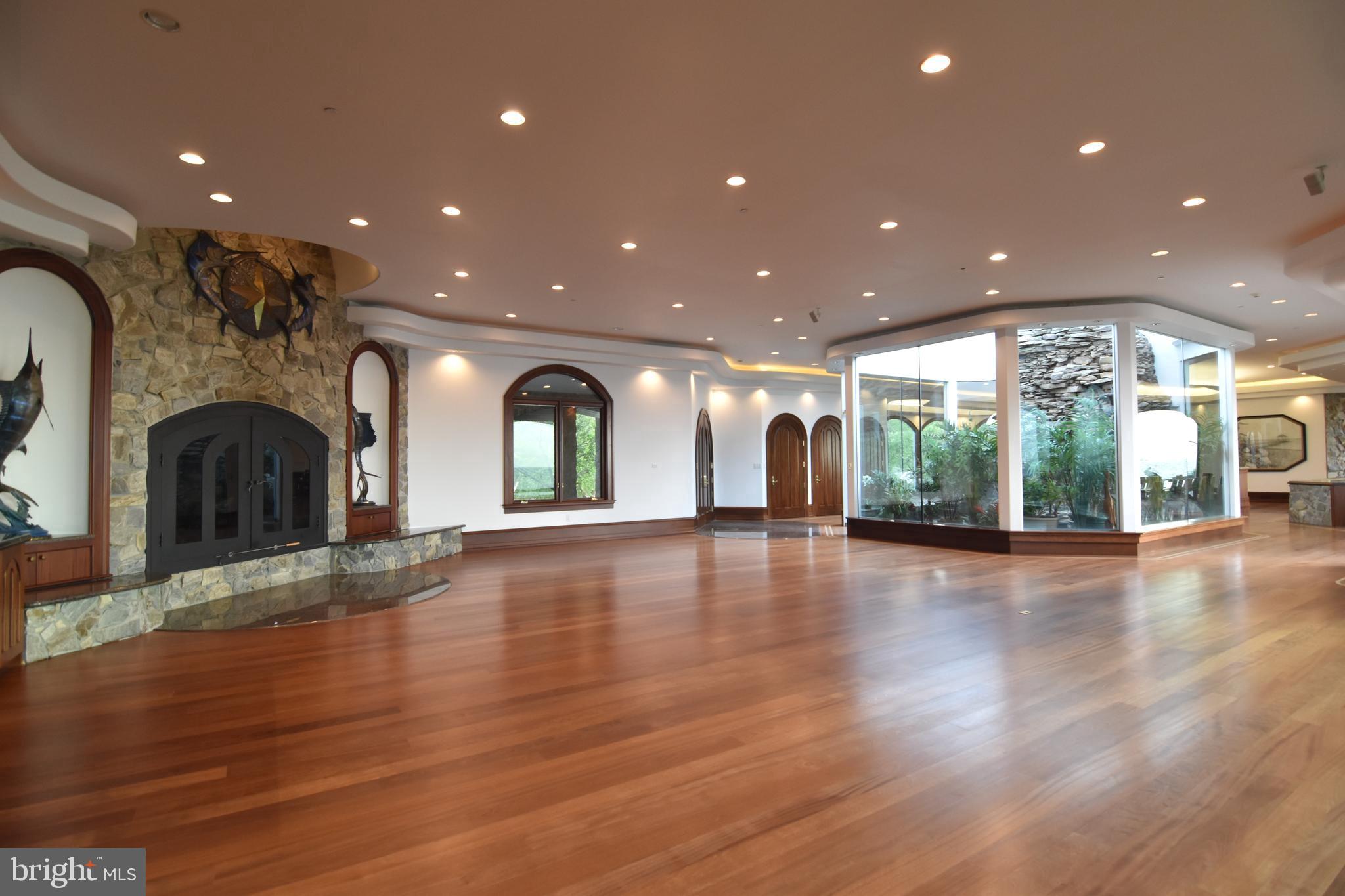 ST JEROMES SHORES - Residential