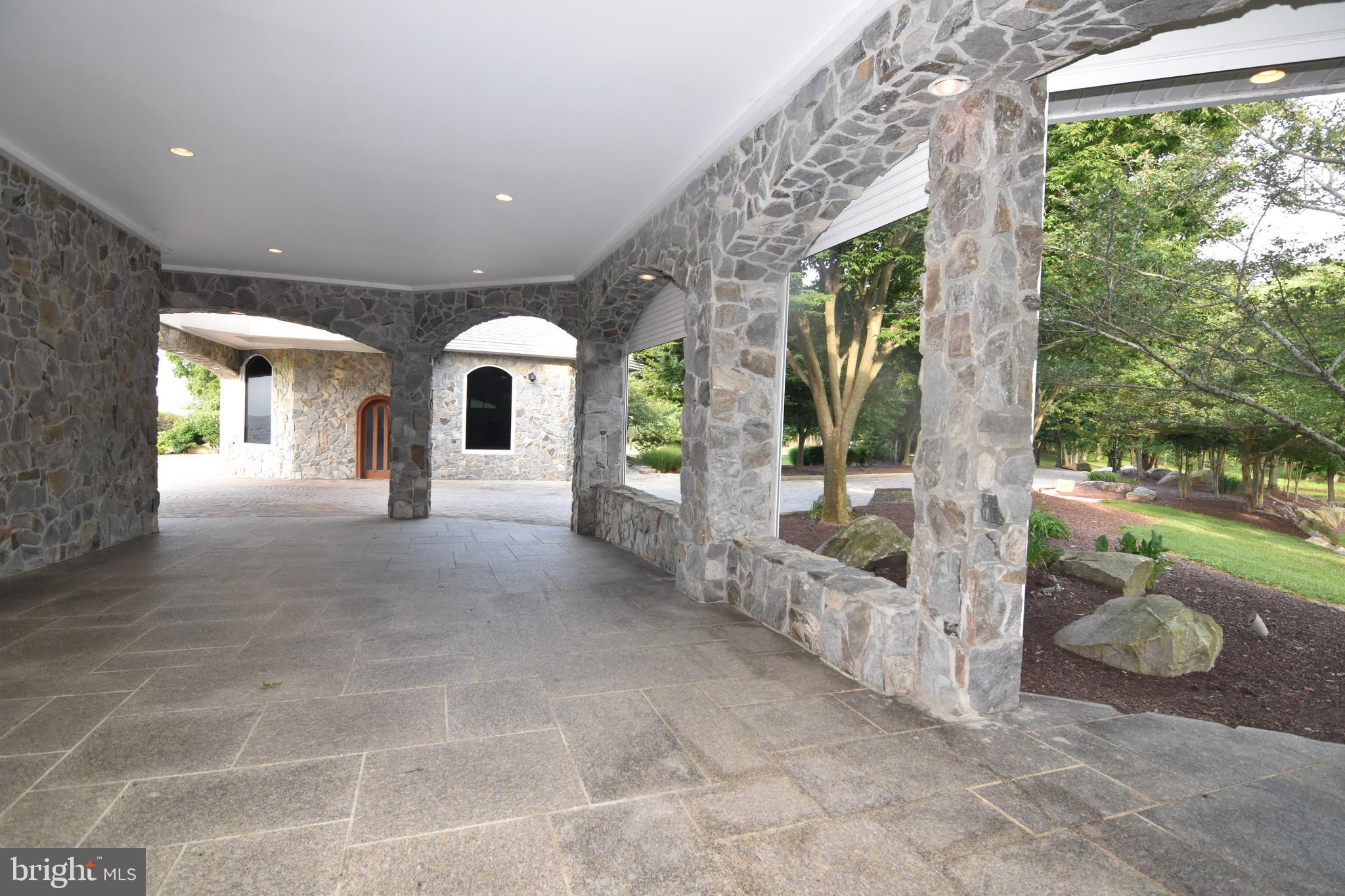 ST JEROMES SHORES - Residential