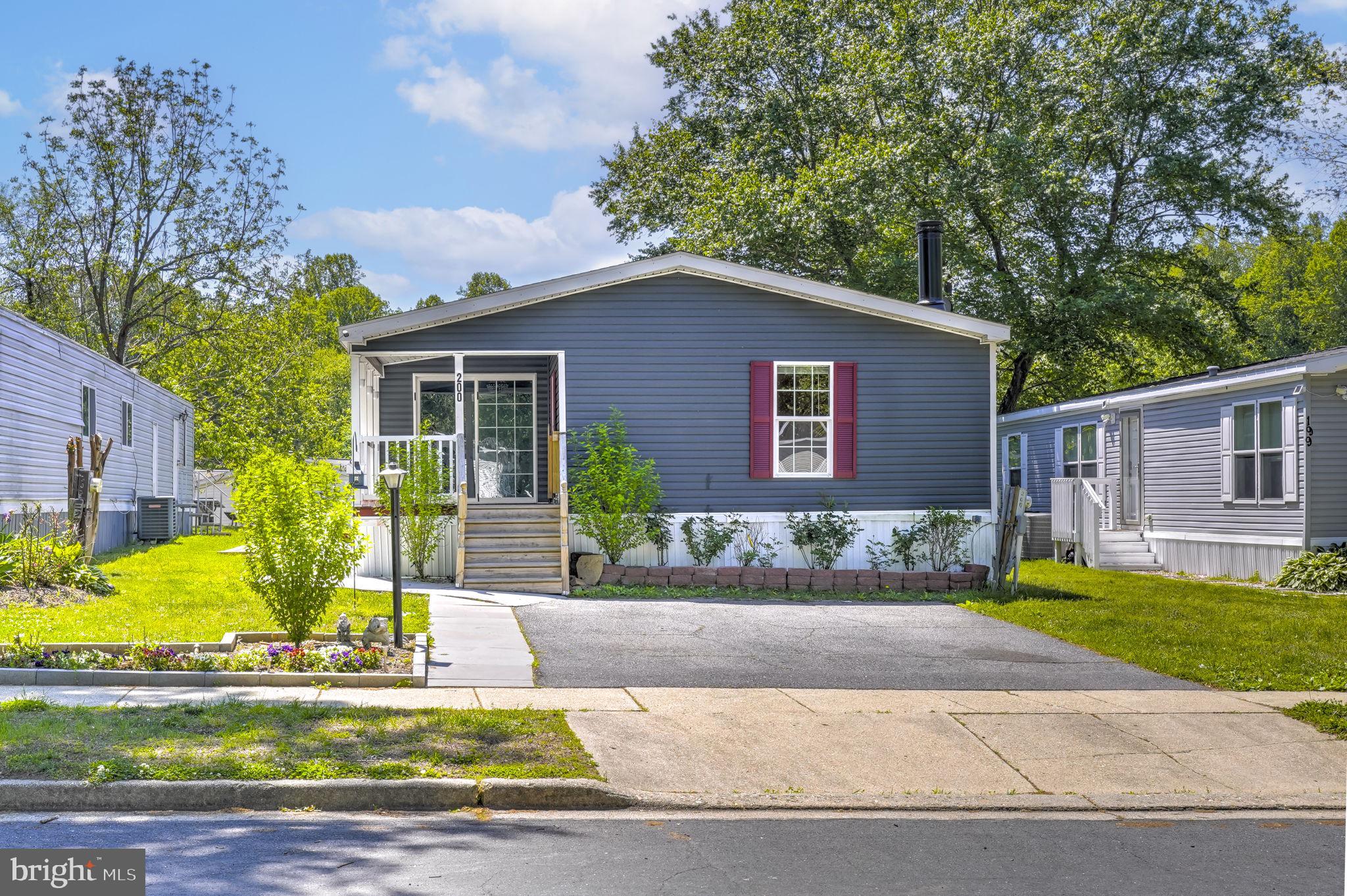 Check out this lovely home in Boones Estates! Remodeled in 2022, this home brings modern comfort, an open floor plan, and the many conveniences of Lothian Maryland. The home features a thoughtful layout, maximizing the space efficiently. Step in, relax, and enjoy!
