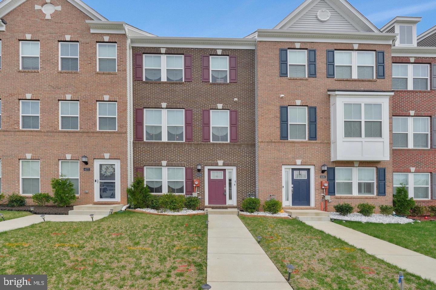 ST. CHARLES TOWNS - Residential