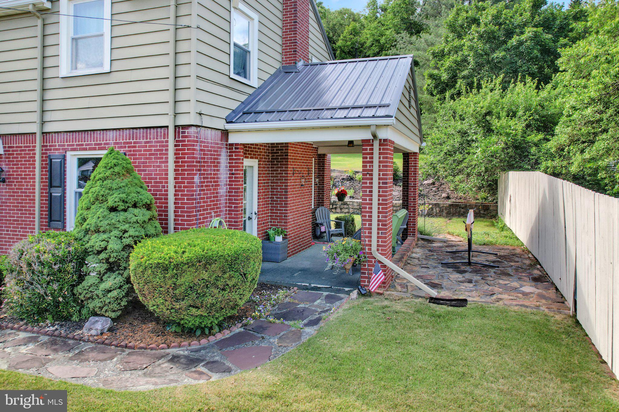 NAVES CROSSROADS - Residential