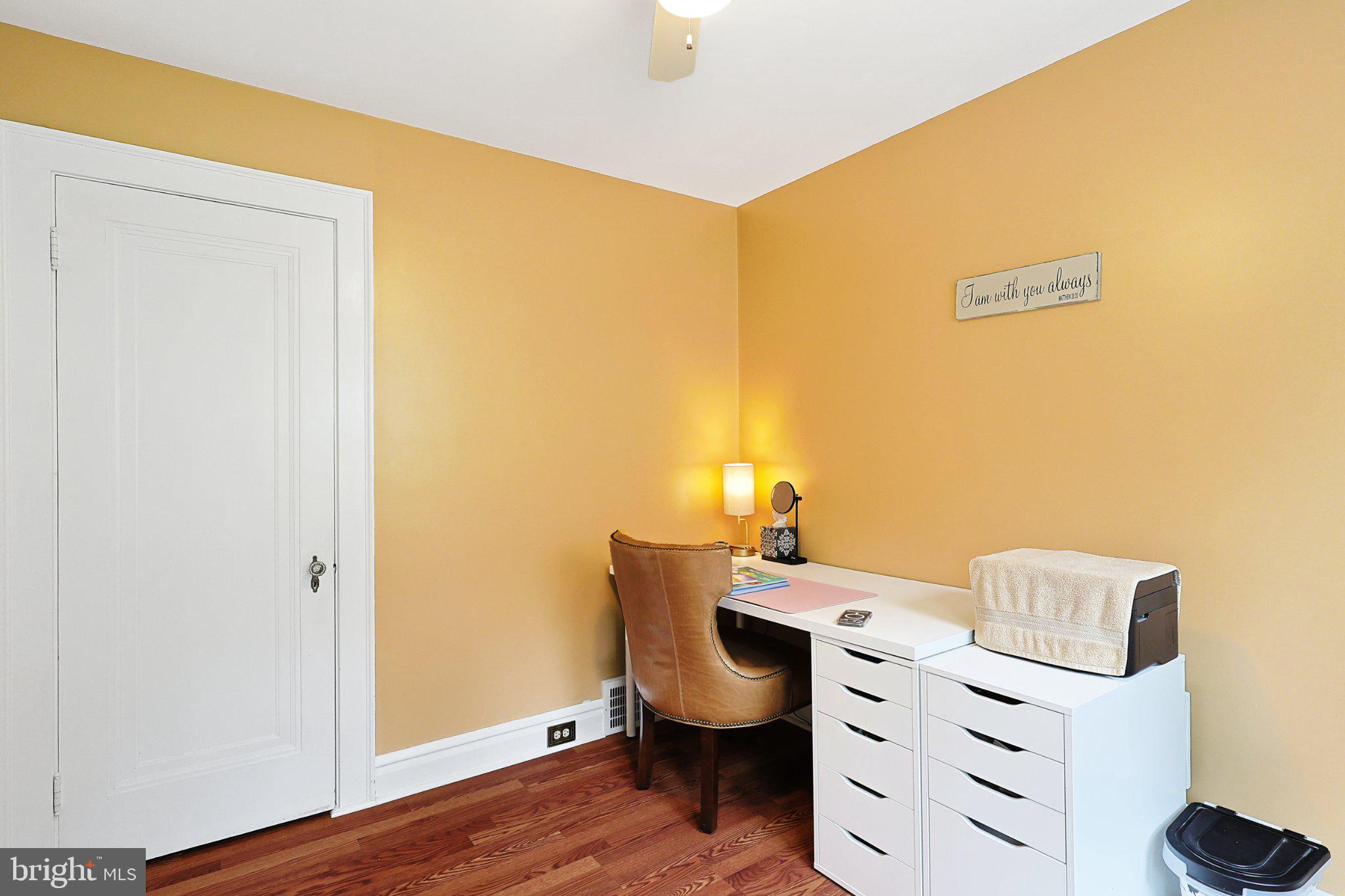 NAVES CROSSROADS - Residential