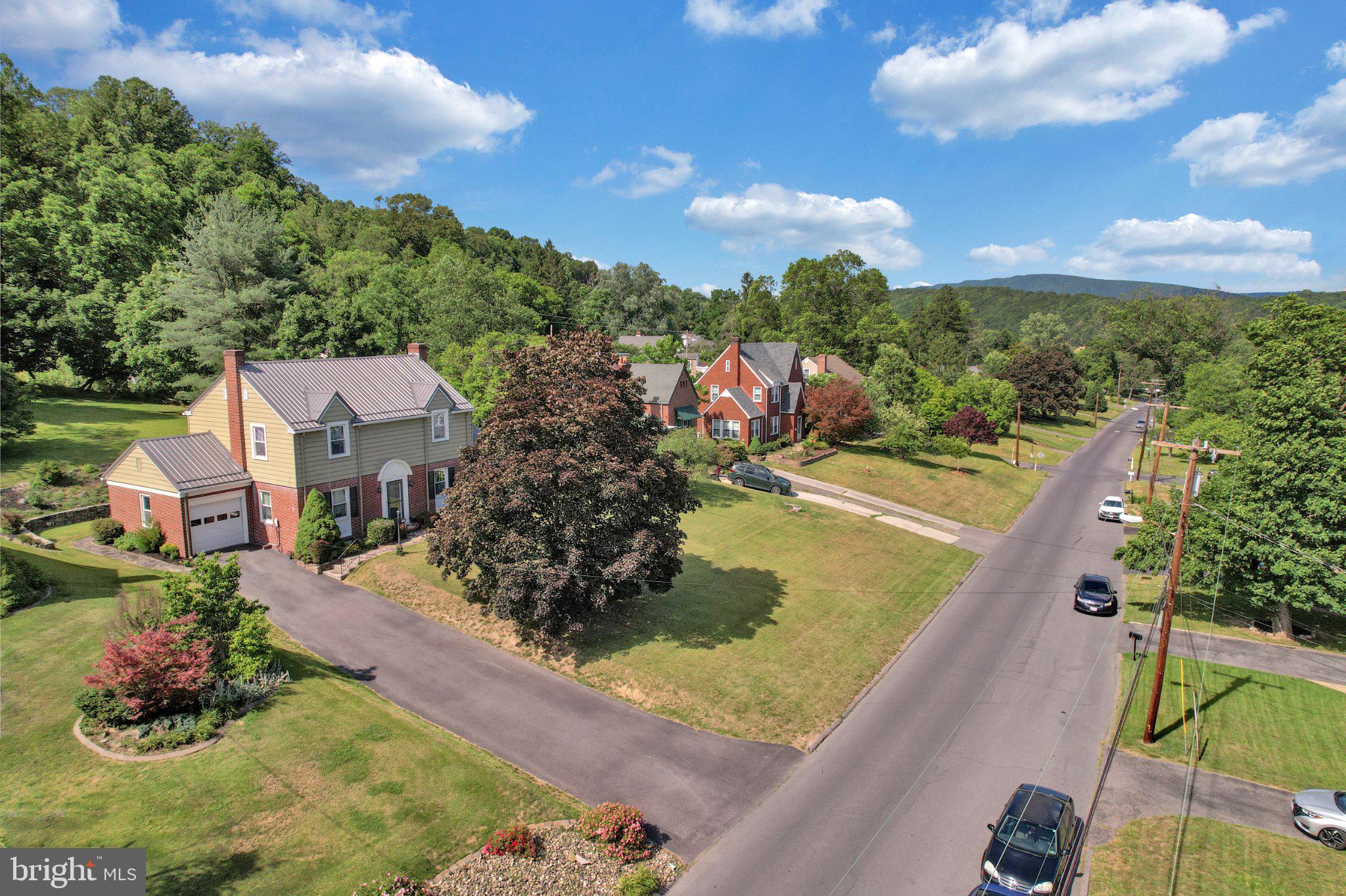 NAVES CROSSROADS - Residential