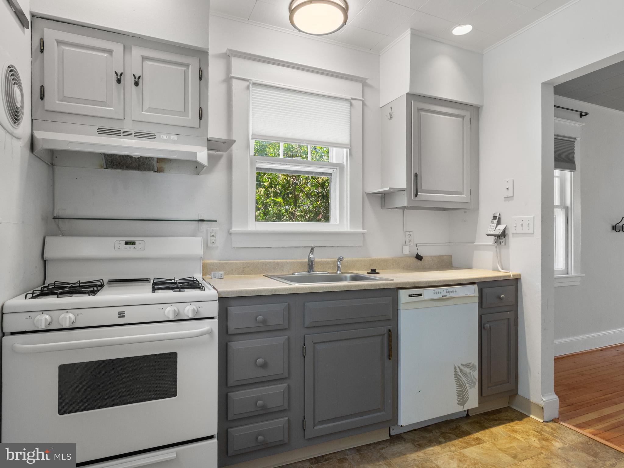 EASTPORT - Residential