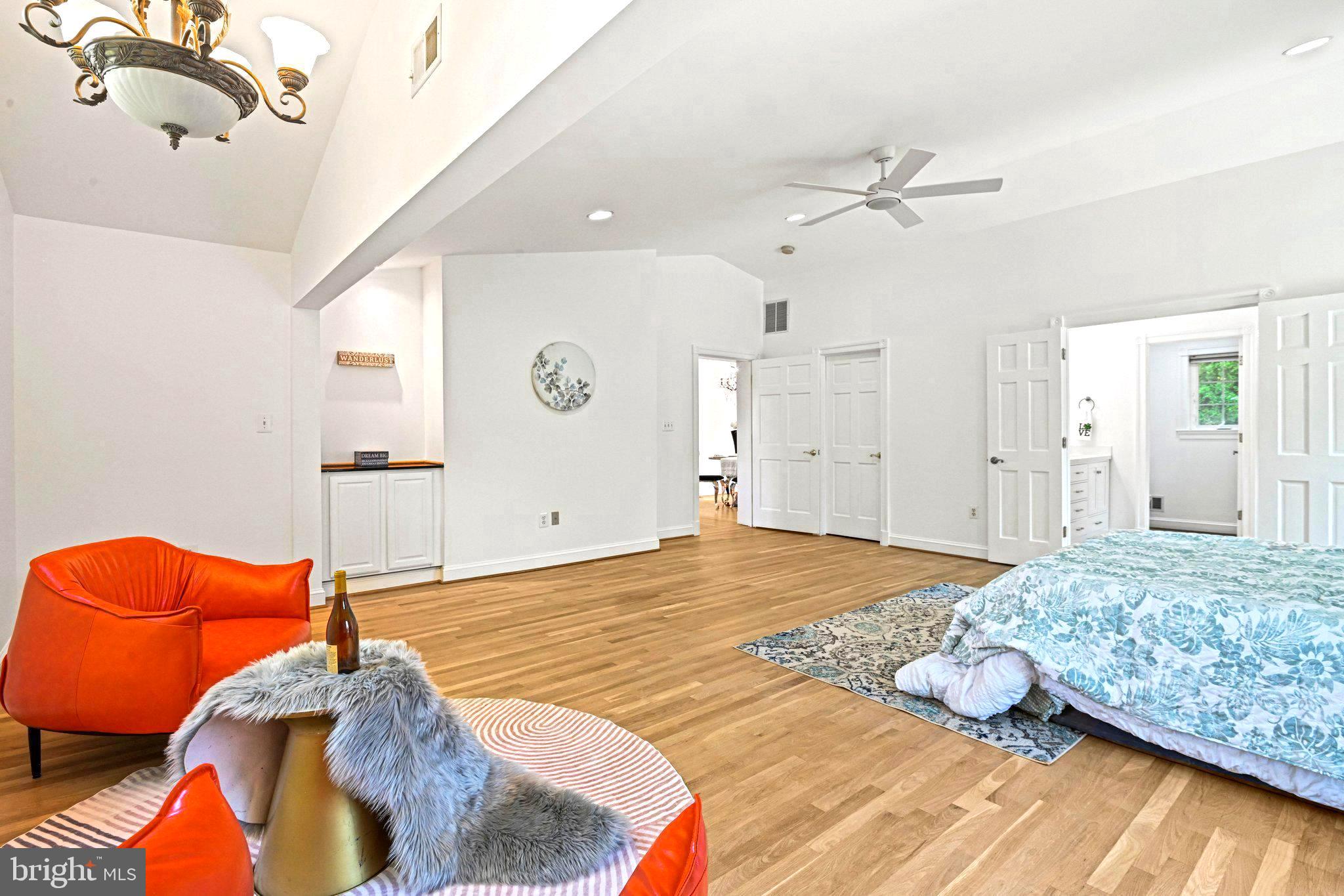 ROSEMONT - Residential
