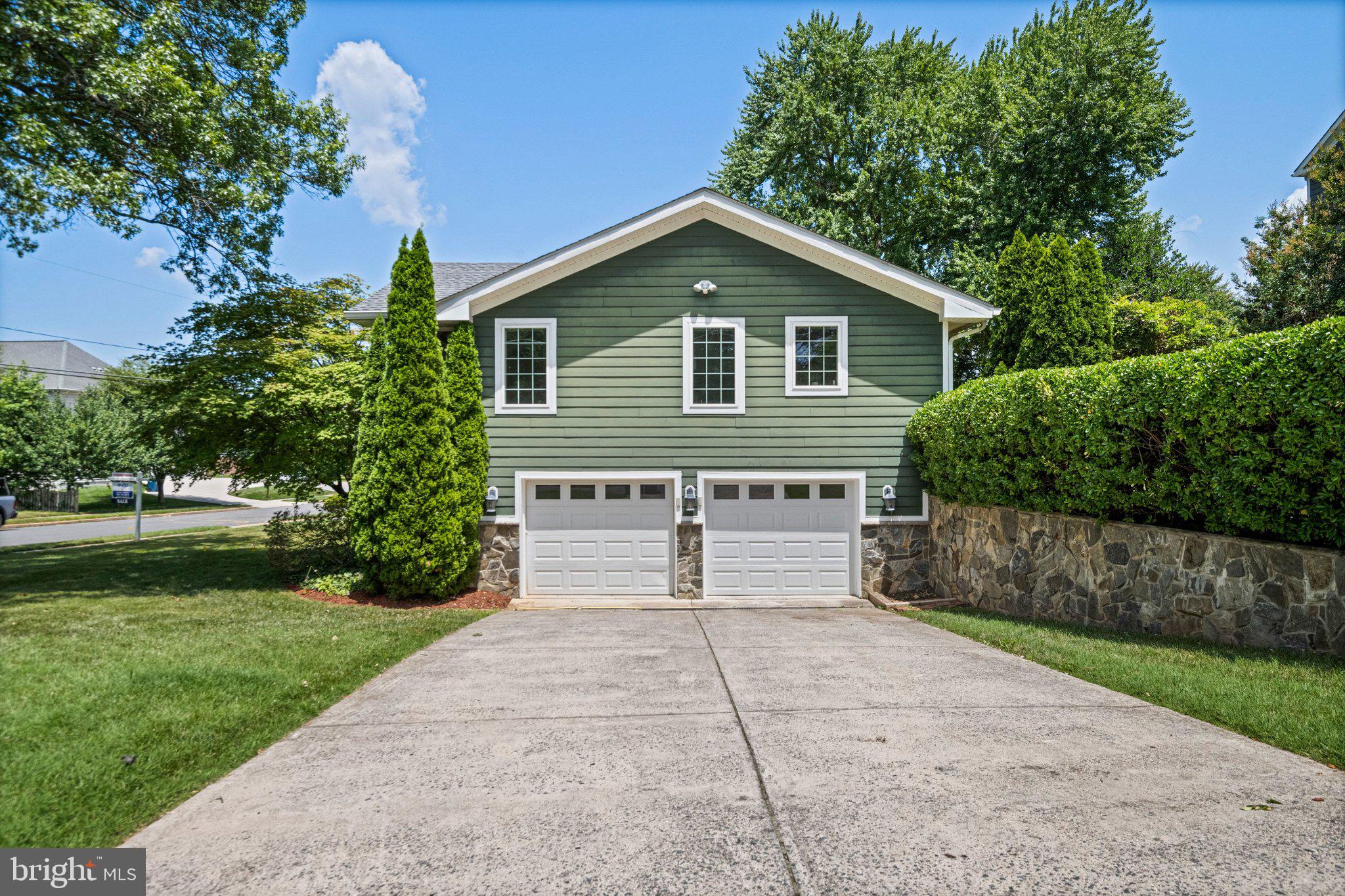 ROSEMONT - Residential