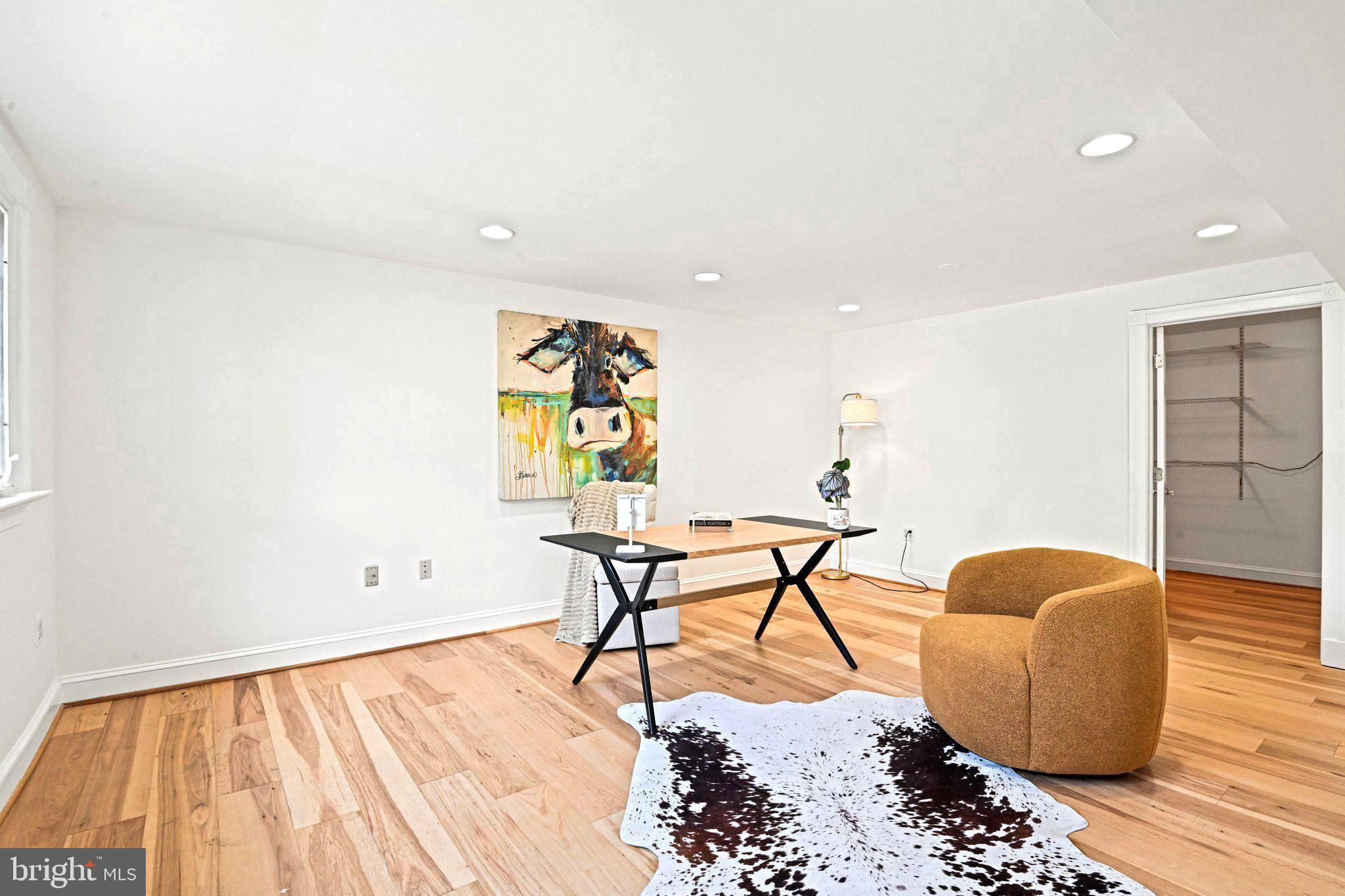ROSEMONT - Residential