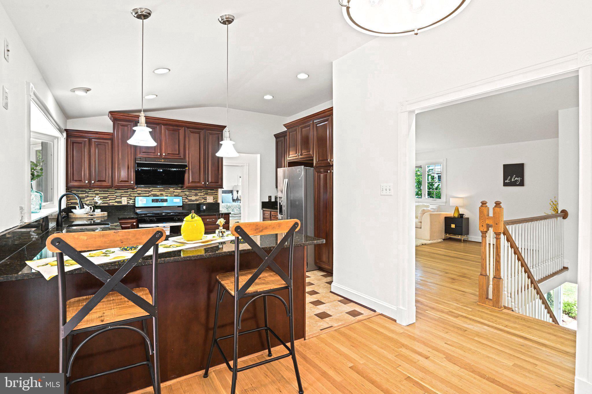 ROSEMONT - Residential