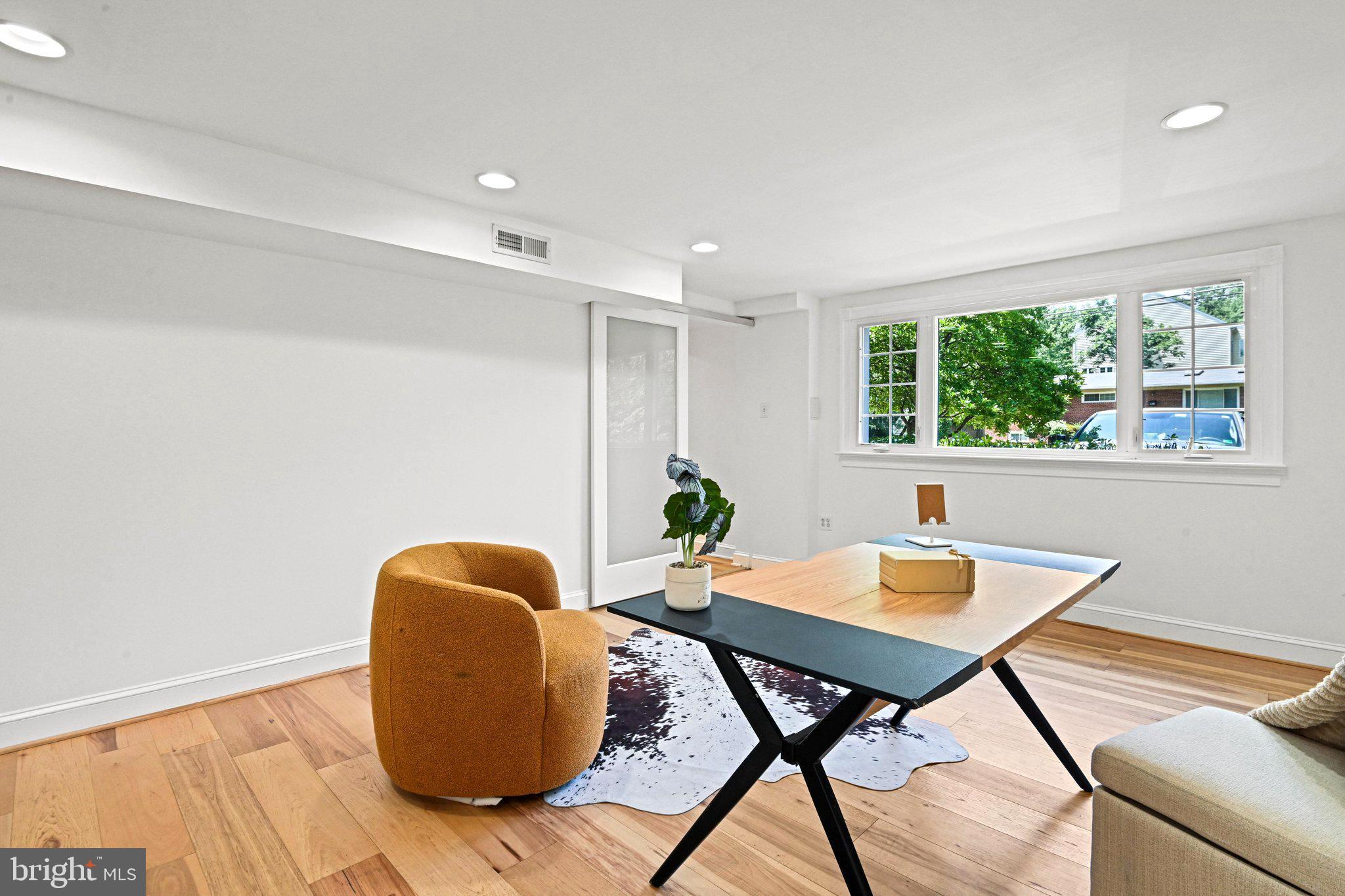ROSEMONT - Residential