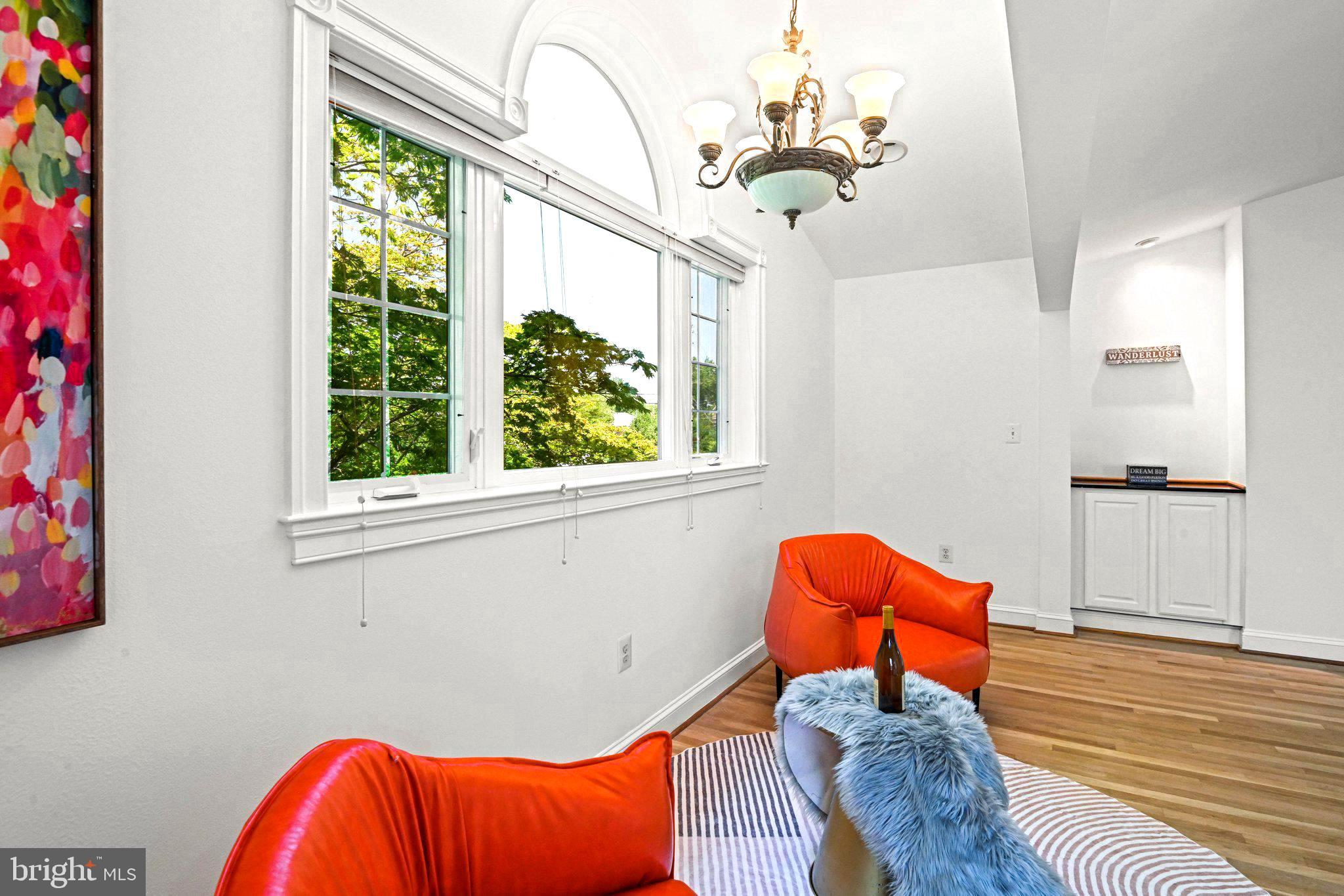 ROSEMONT - Residential