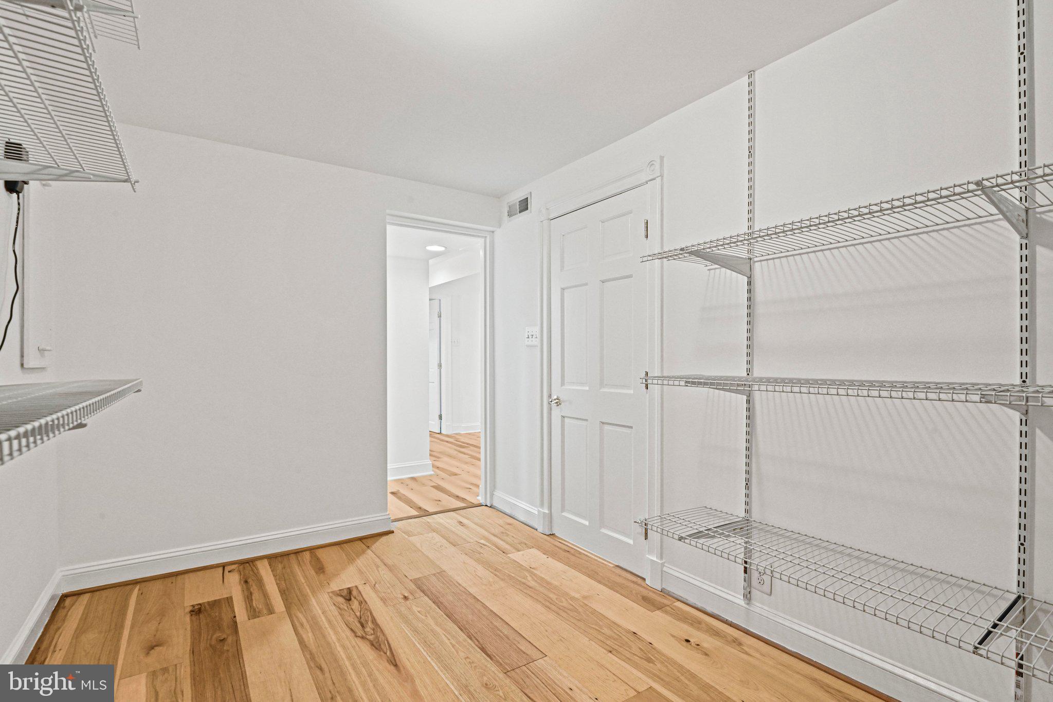 ROSEMONT - Residential