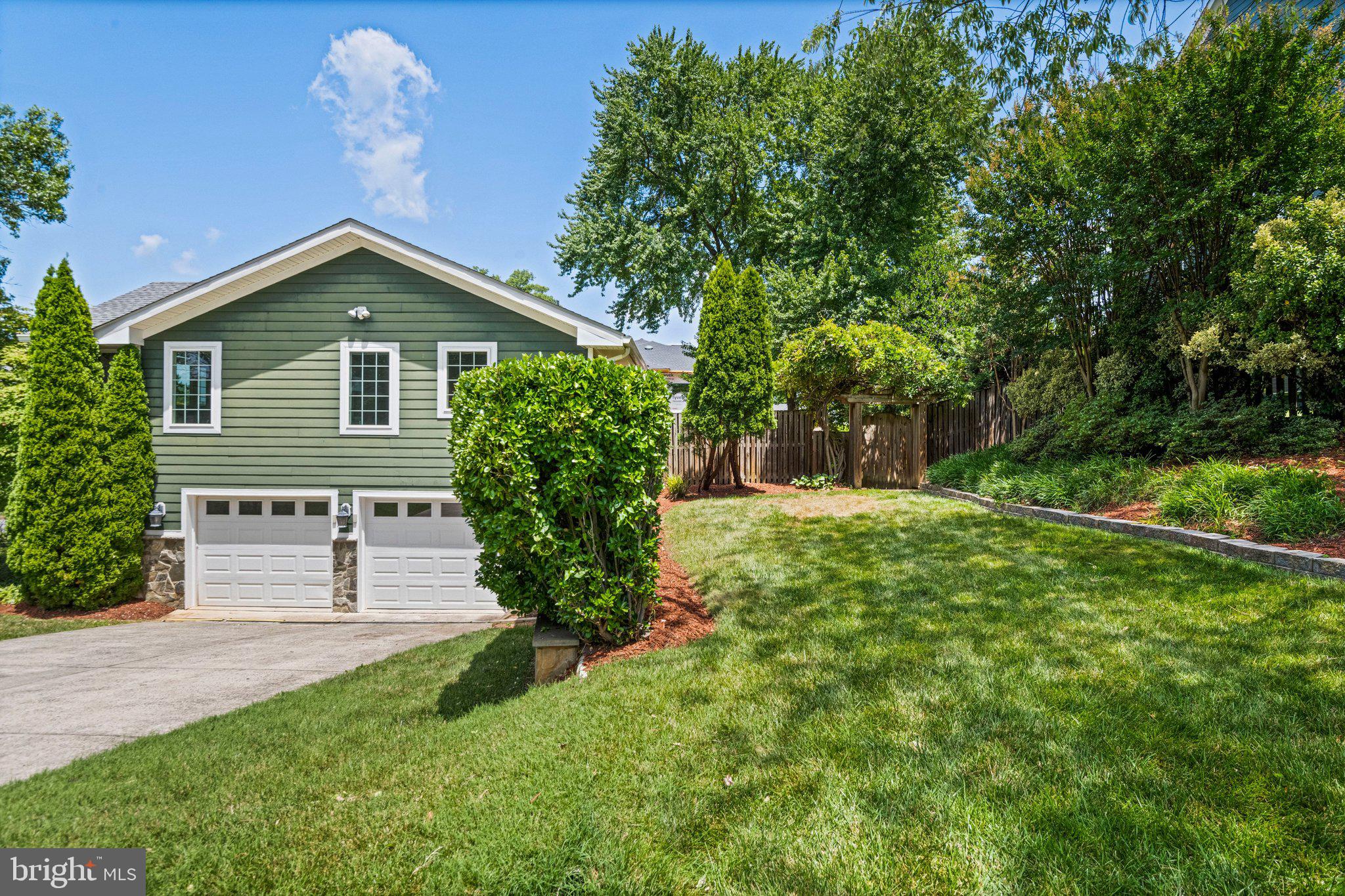ROSEMONT - Residential