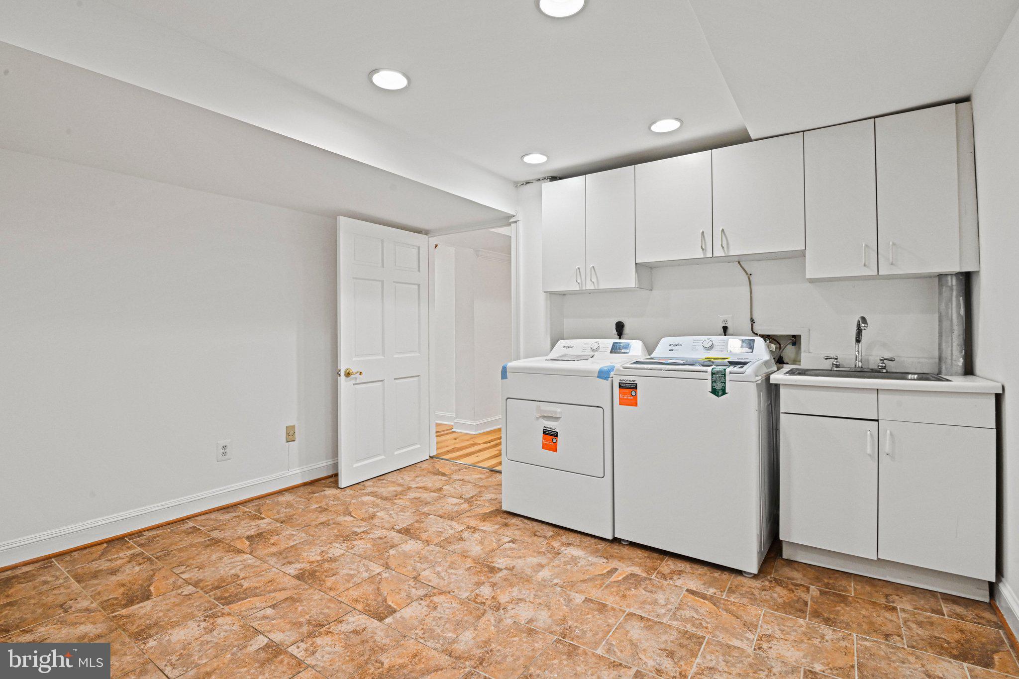 ROSEMONT - Residential