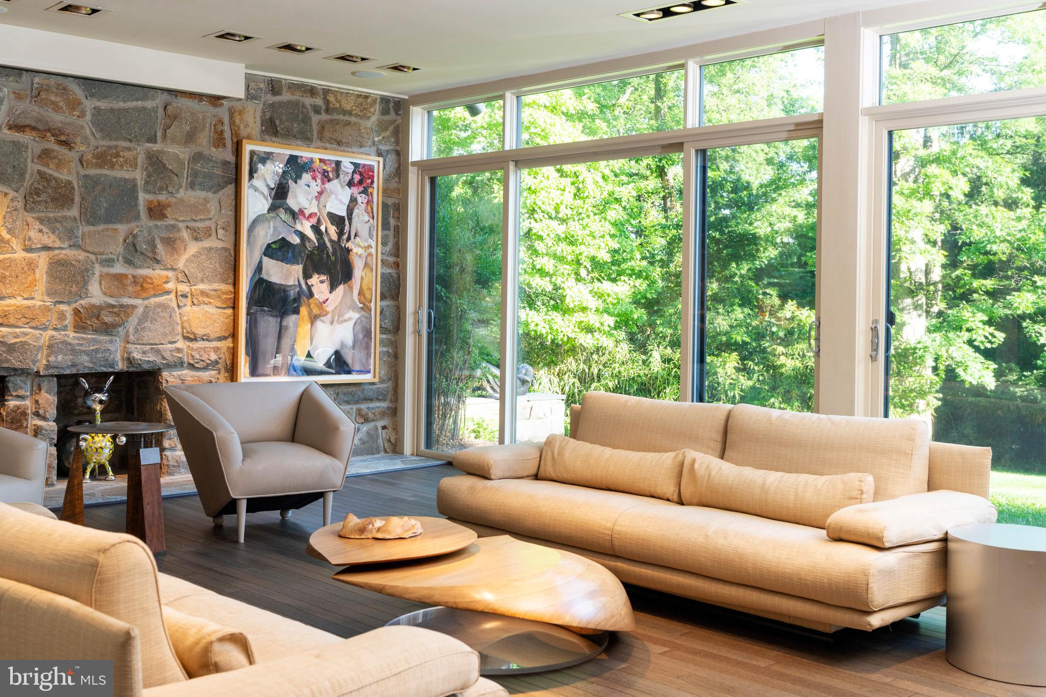 CAVES VALLEY - Residential
