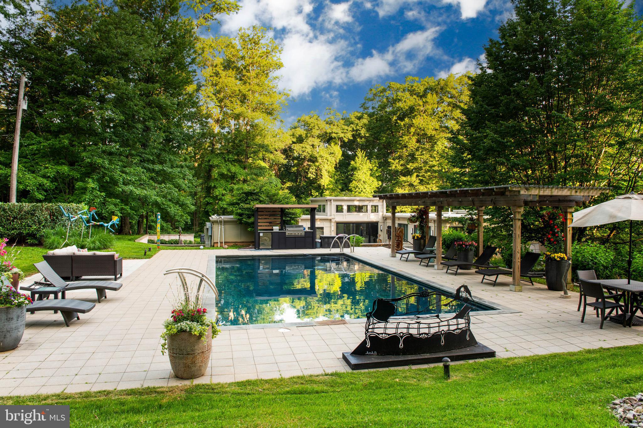 CAVES VALLEY - Residential