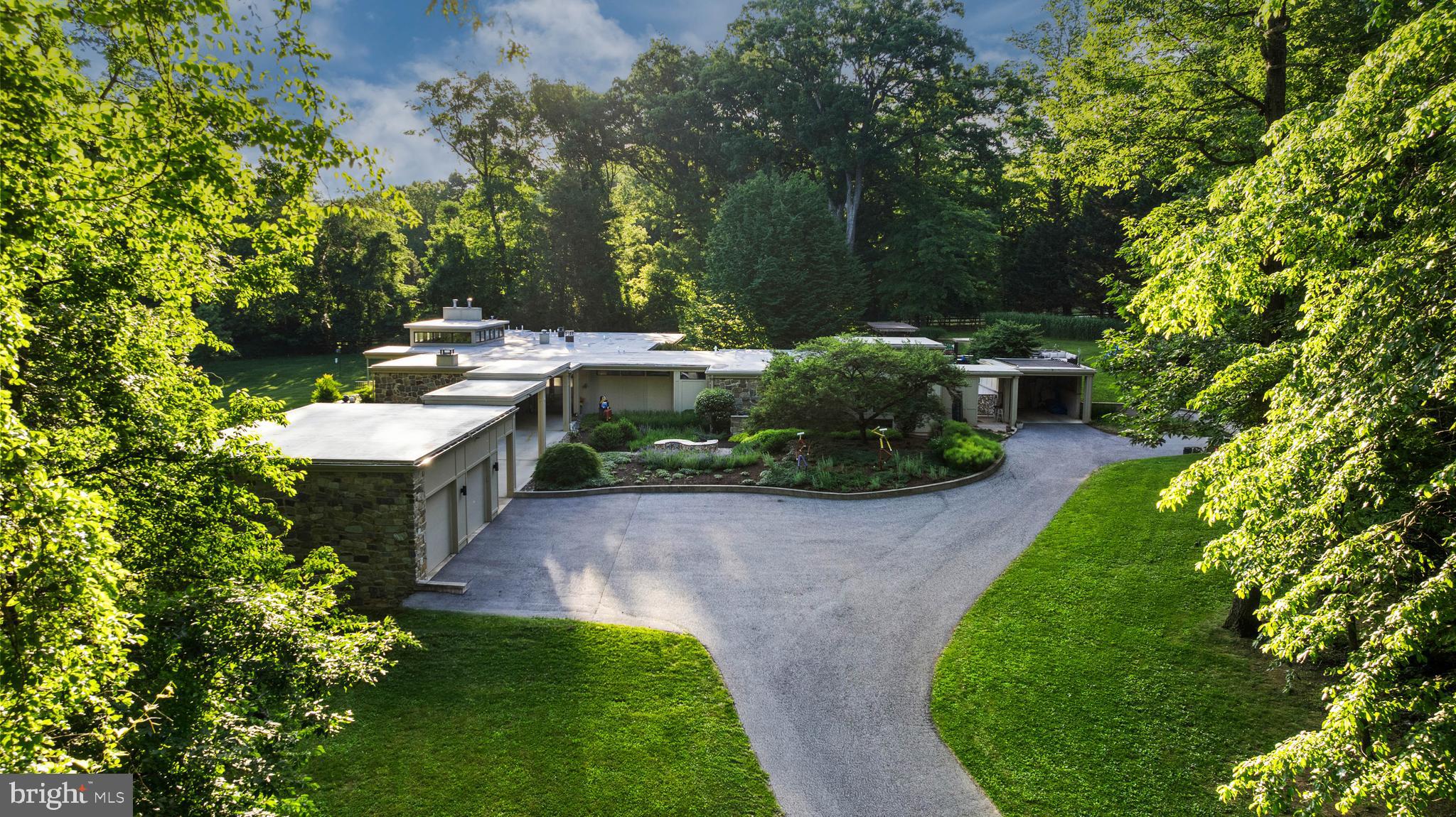 CAVES VALLEY - Residential