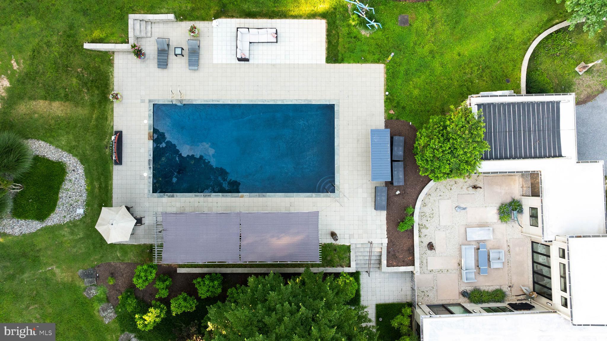 CAVES VALLEY - Residential