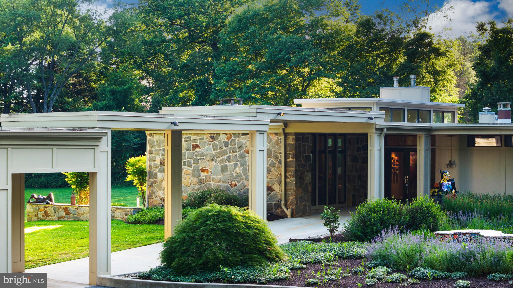 CAVES VALLEY - Residential