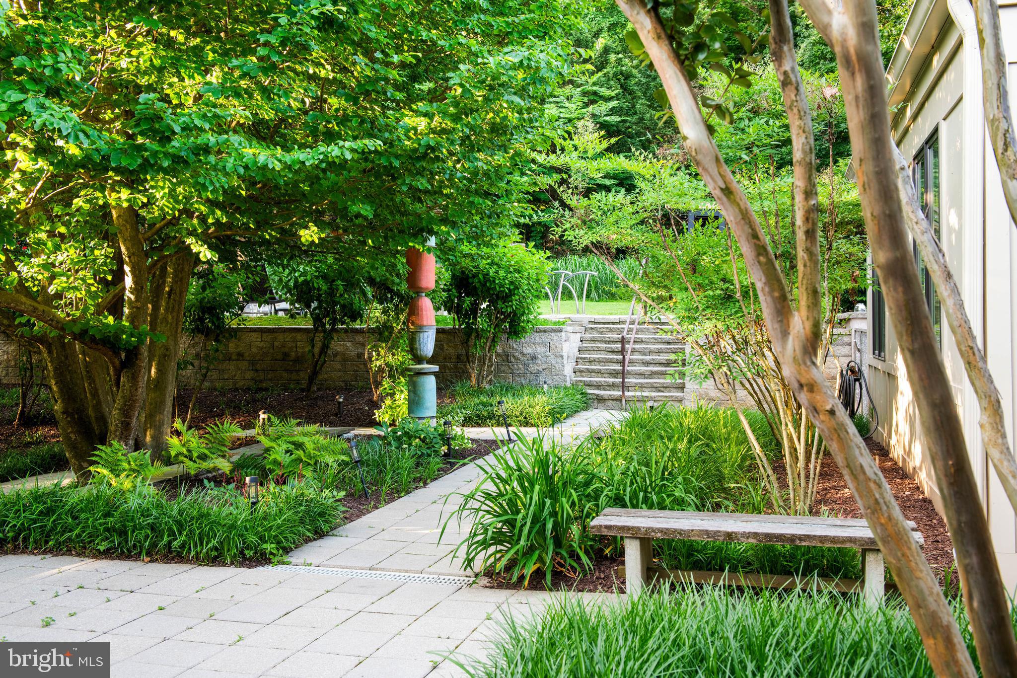 CAVES VALLEY - Residential