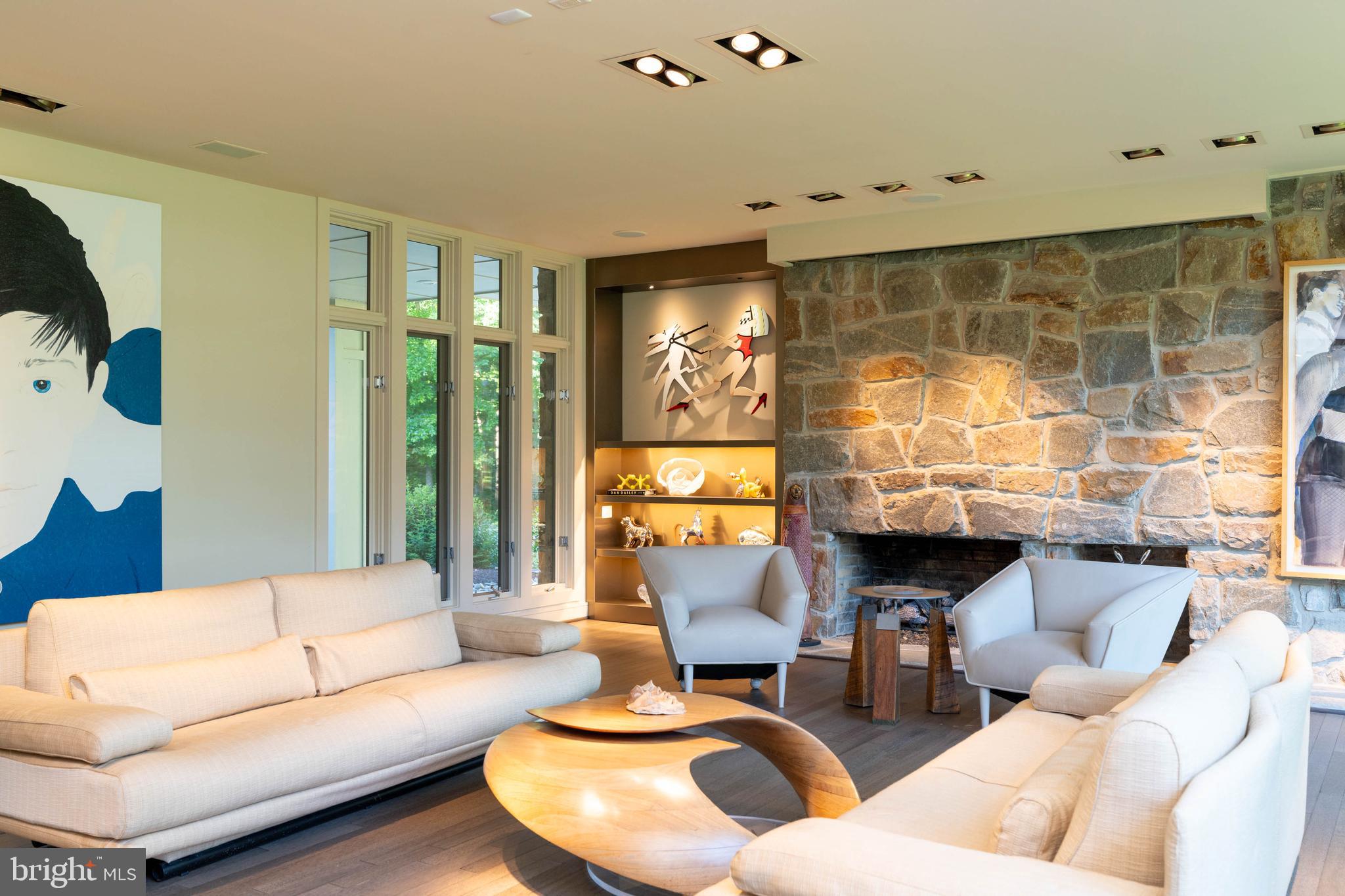 CAVES VALLEY - Residential