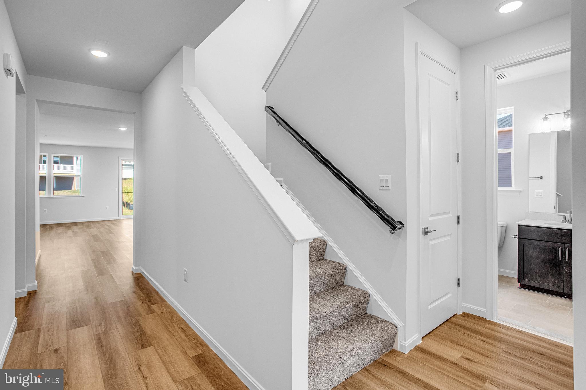 SEASONS AT ROUND MILL MEADOWS - Residential