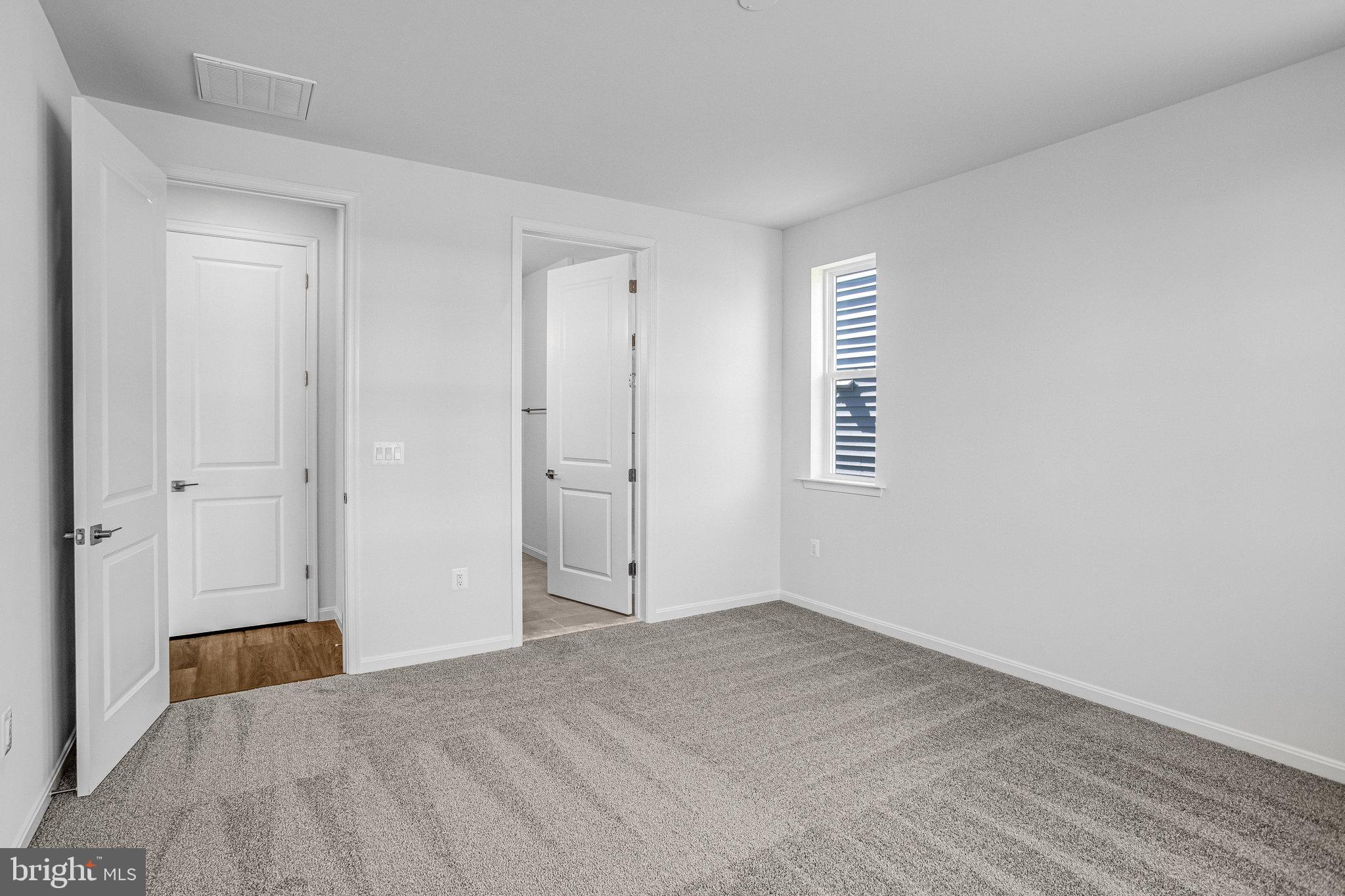 SEASONS AT ROUND MILL MEADOWS - Residential