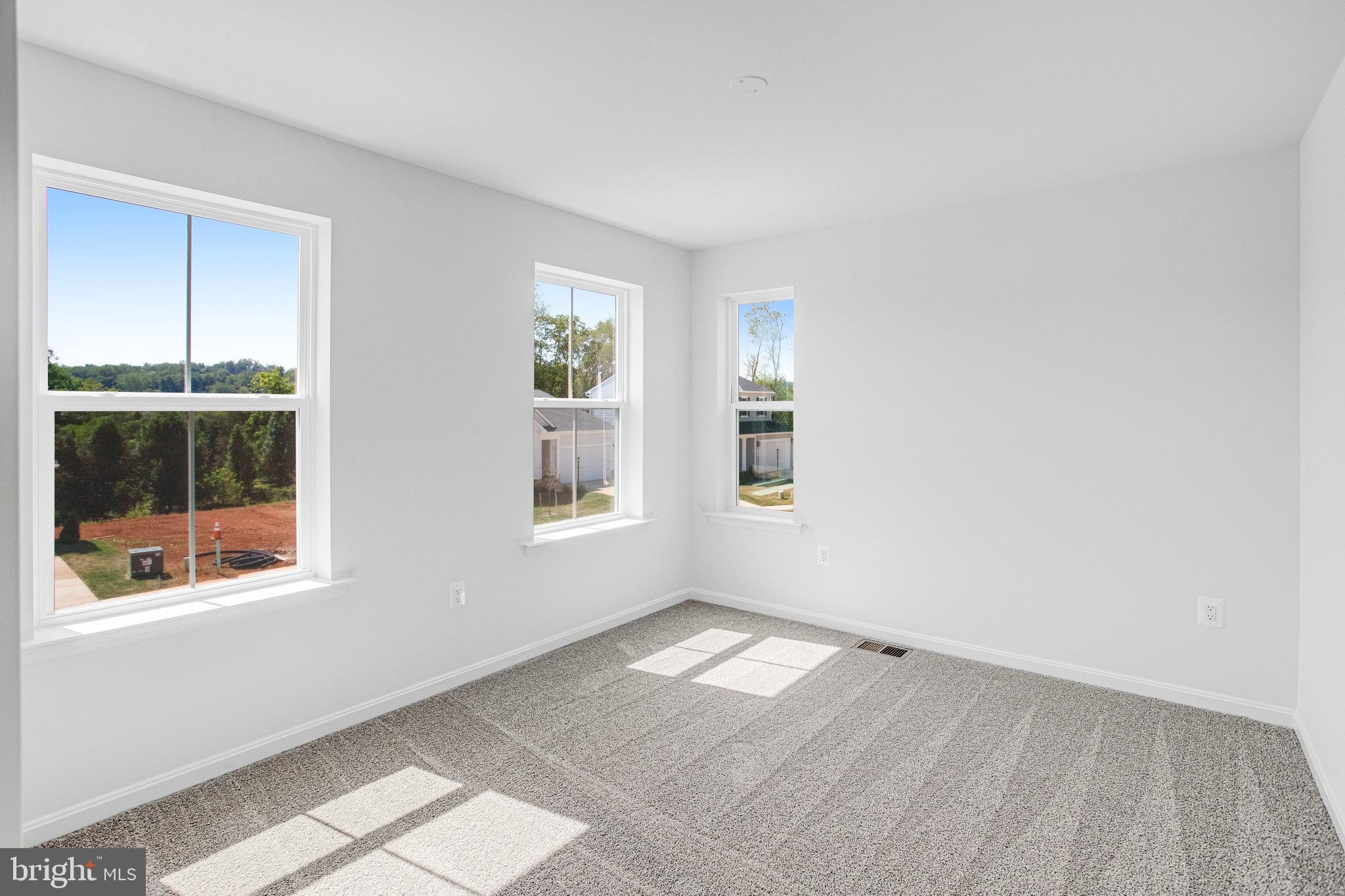 SEASONS AT ROUND MILL MEADOWS - Residential