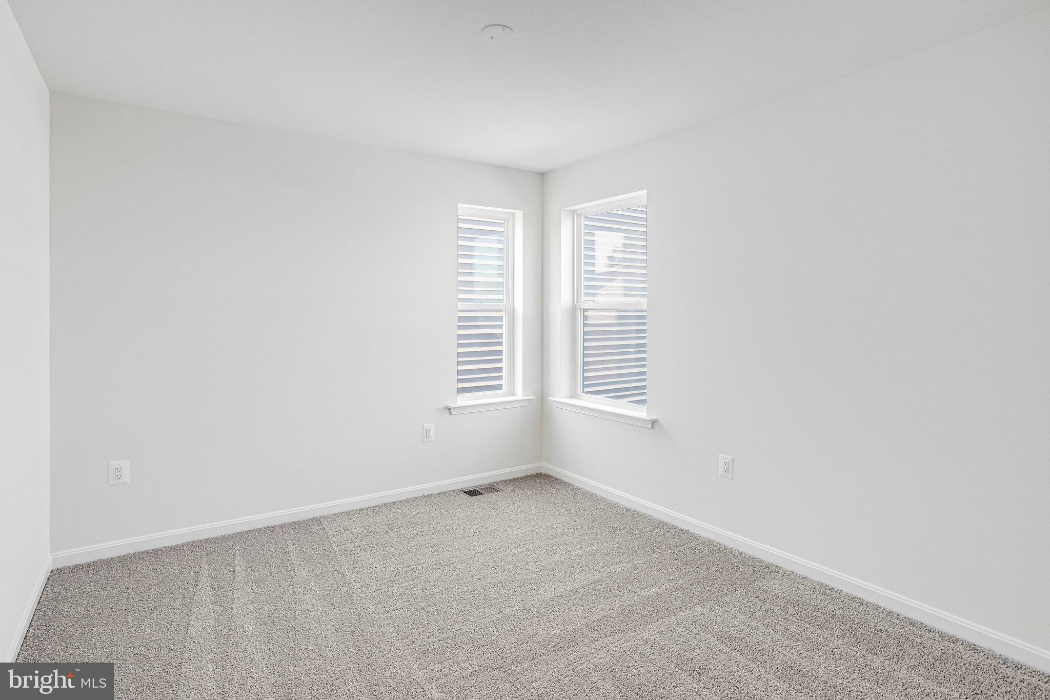 SEASONS AT ROUND MILL MEADOWS - Residential
