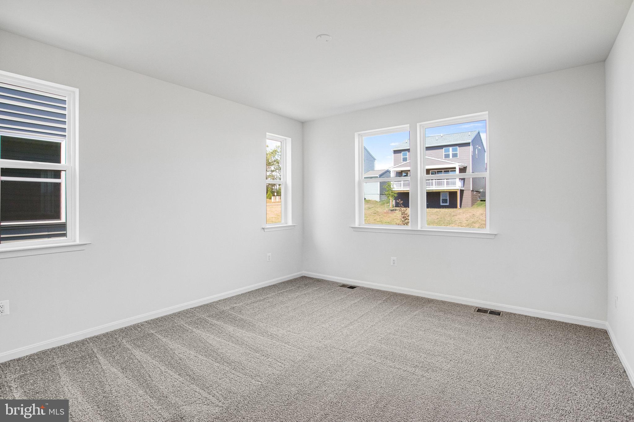 SEASONS AT ROUND MILL MEADOWS - Residential