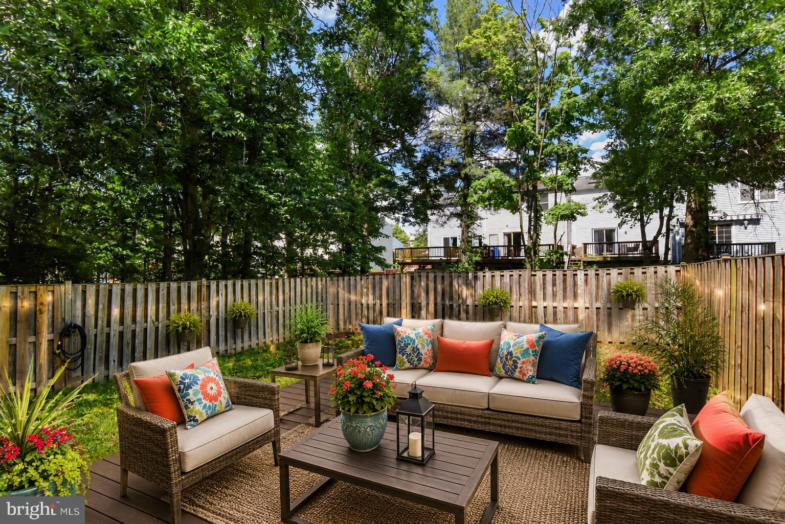 WASHINGTON SQUARE - Residential