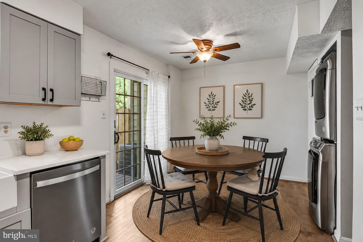 WASHINGTON SQUARE - Residential