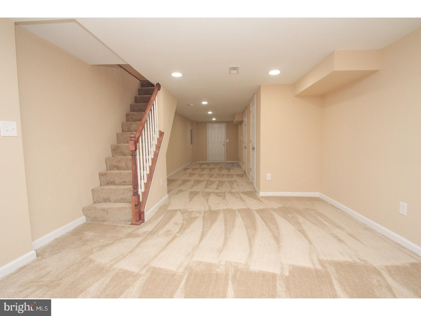 WEST OAK LANE - Residential