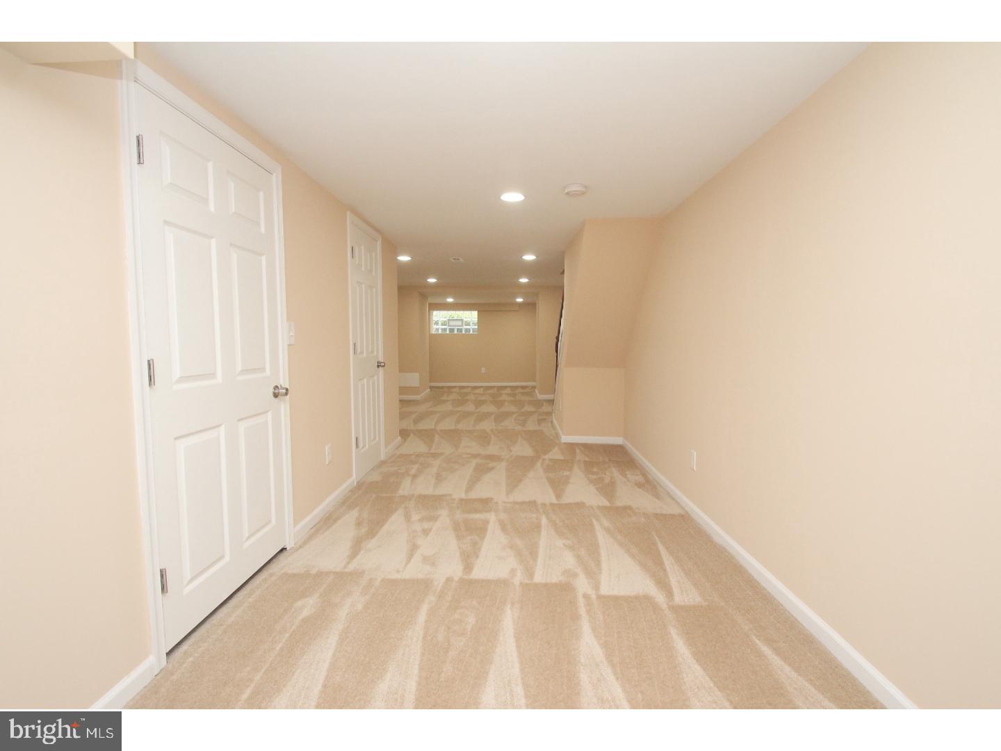 WEST OAK LANE - Residential