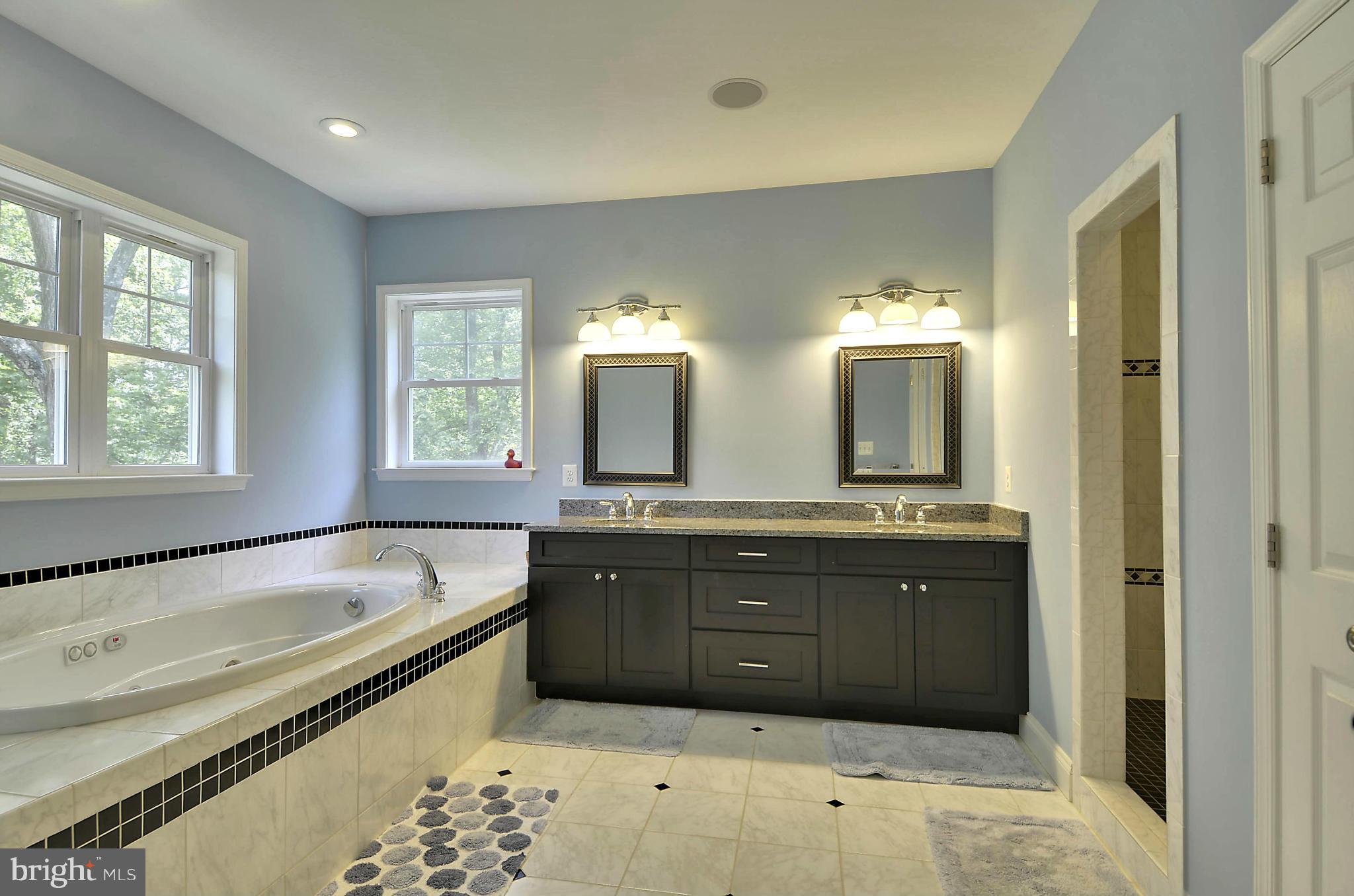 PT ROCKVILLE OUT RES. 3 - Residential
