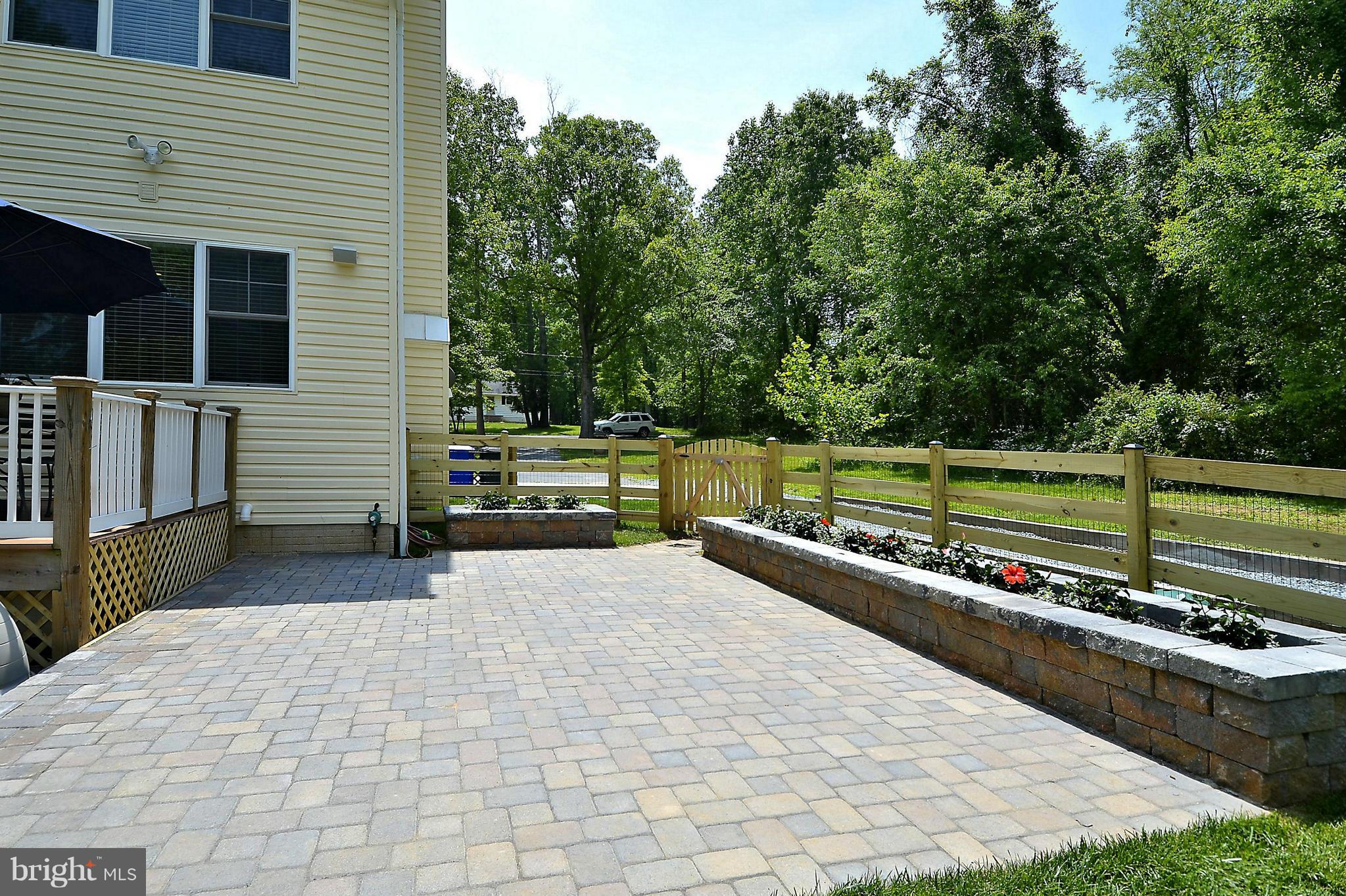 PT ROCKVILLE OUT RES. 3 - Residential