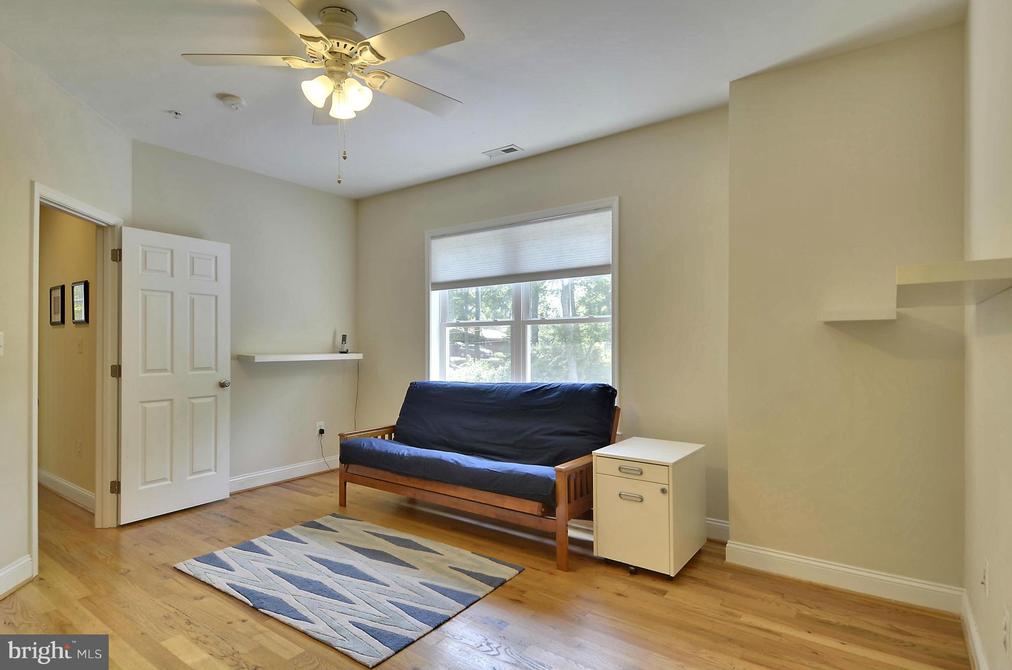 PT ROCKVILLE OUT RES. 3 - Residential