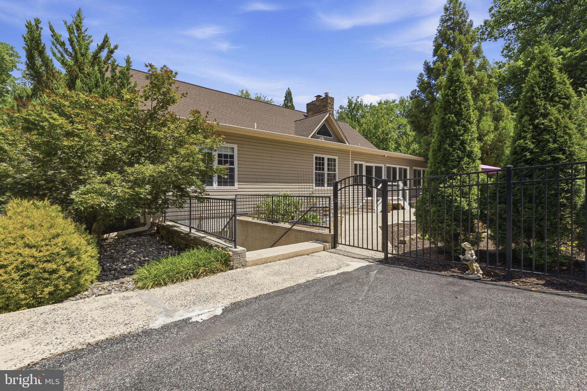 OAKWOOD - Residential