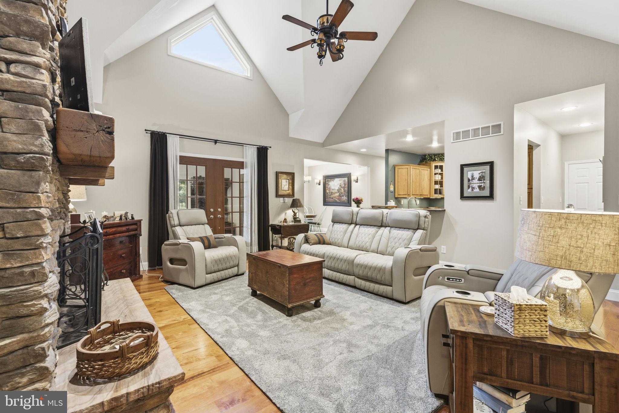OAKWOOD - Residential