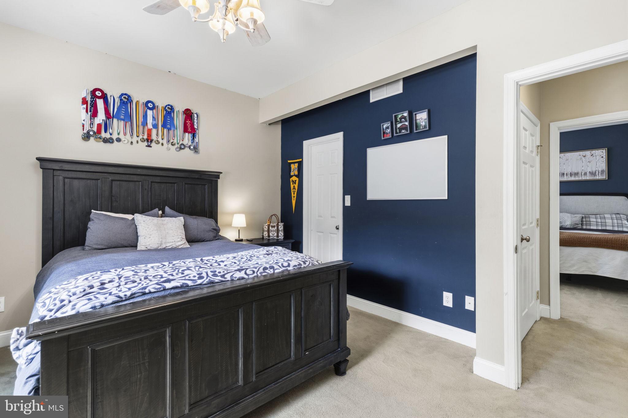 OAKWOOD - Residential