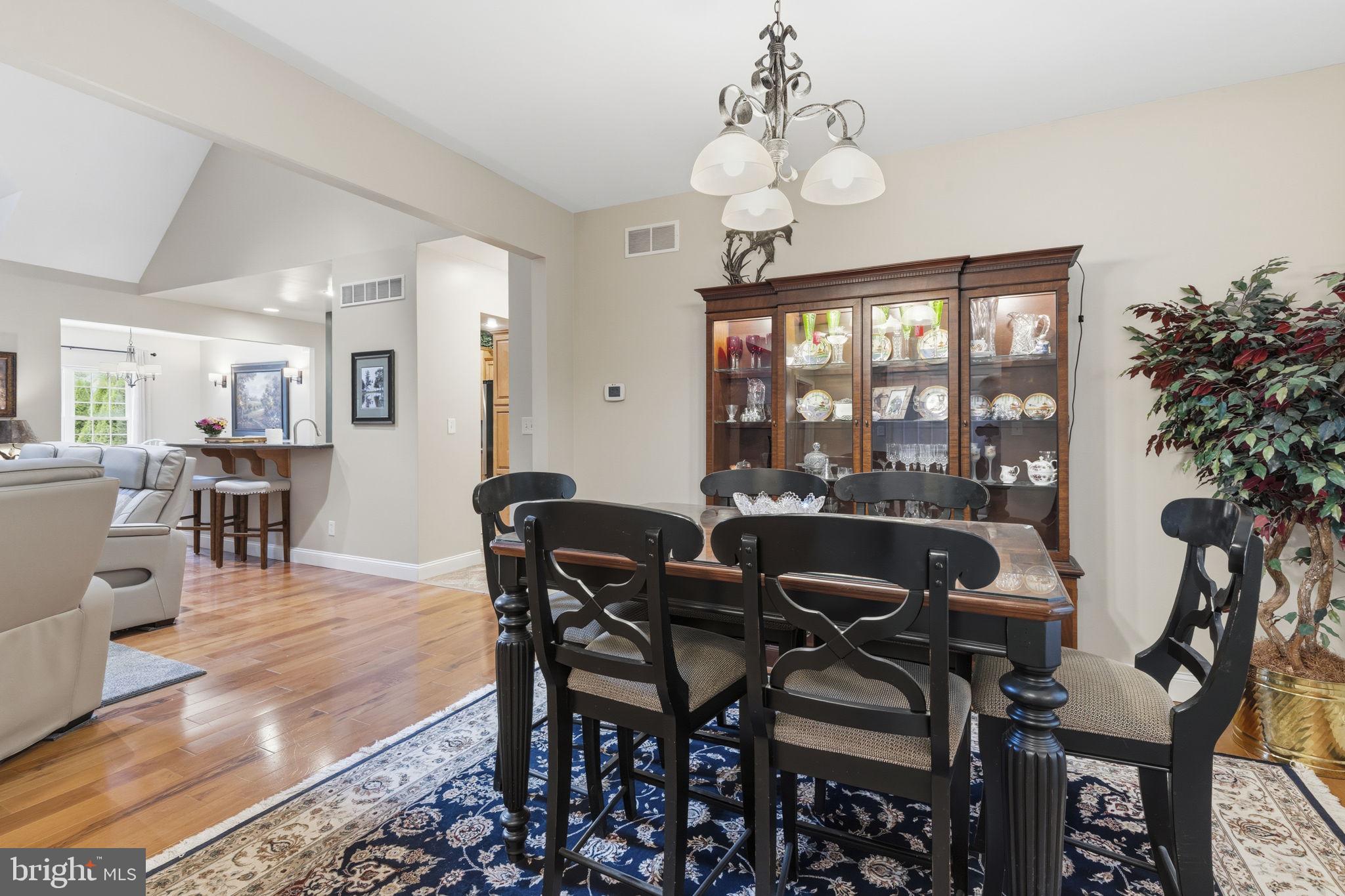 OAKWOOD - Residential