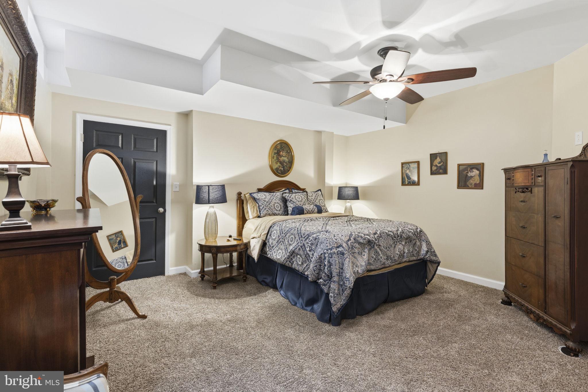 OAKWOOD - Residential