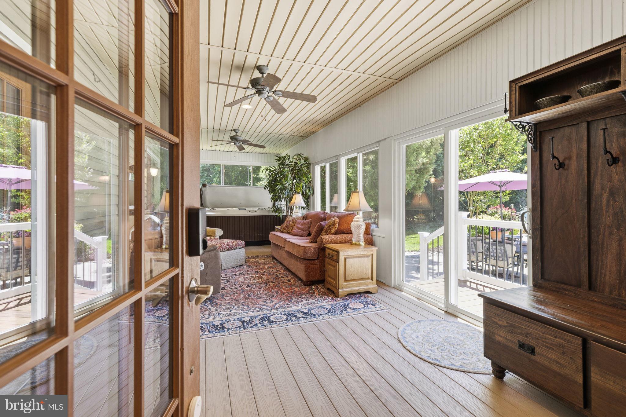 OAKWOOD - Residential