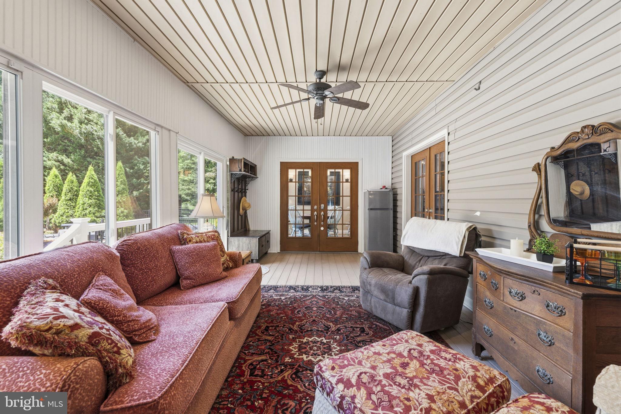 OAKWOOD - Residential